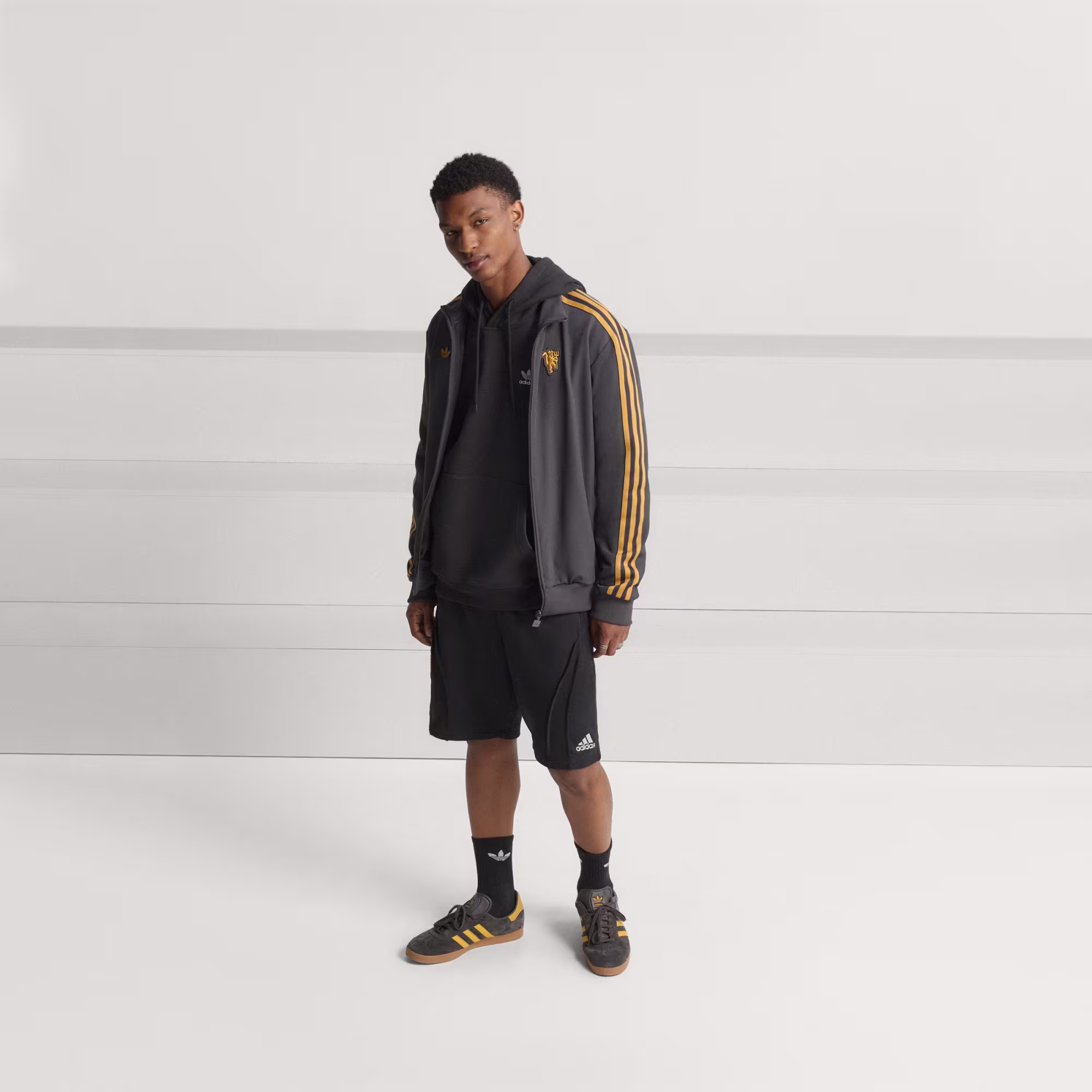 Adidas მამაკაცის ჯემპრი