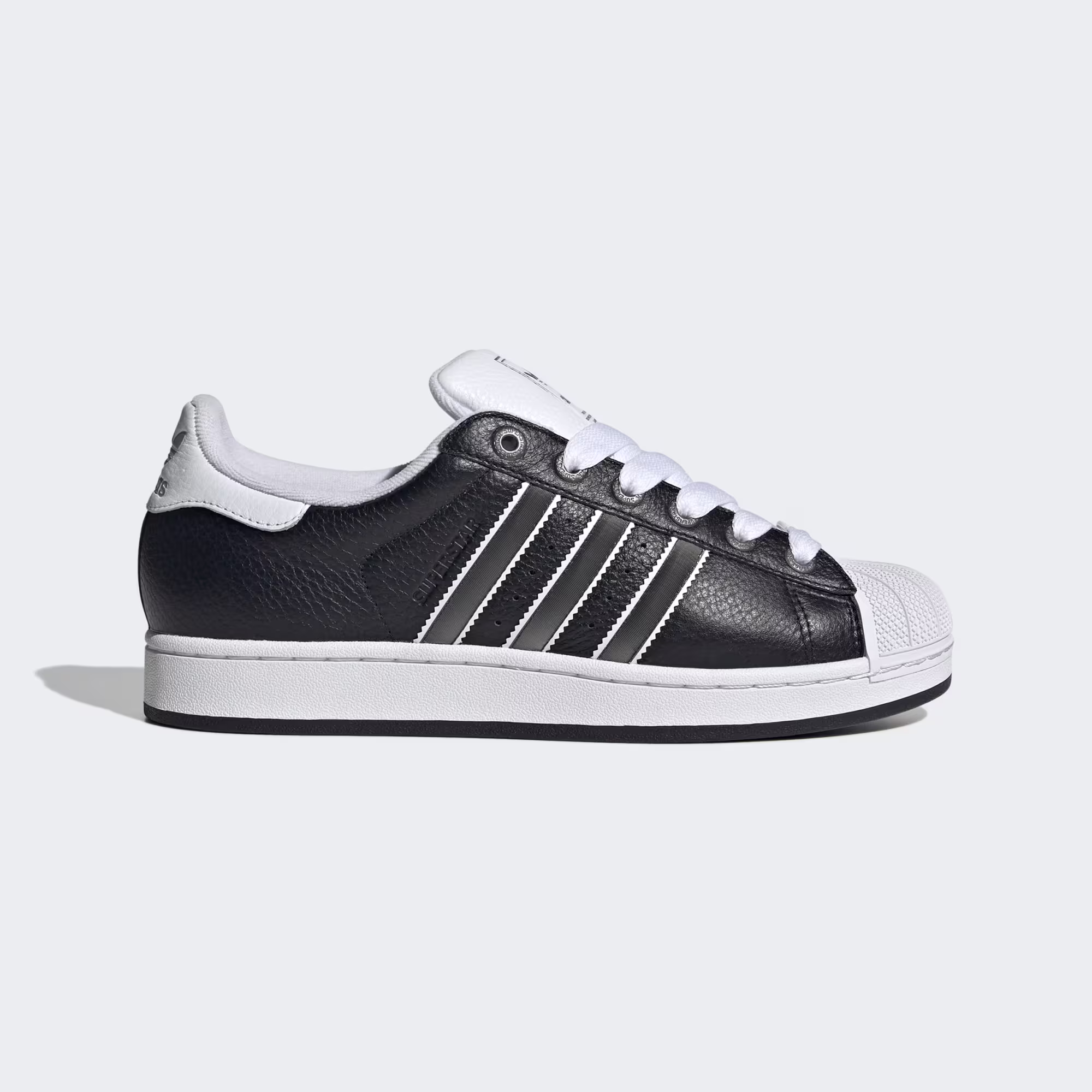 Adidas მამაკაცის სპორტული ფეხსაცმელი