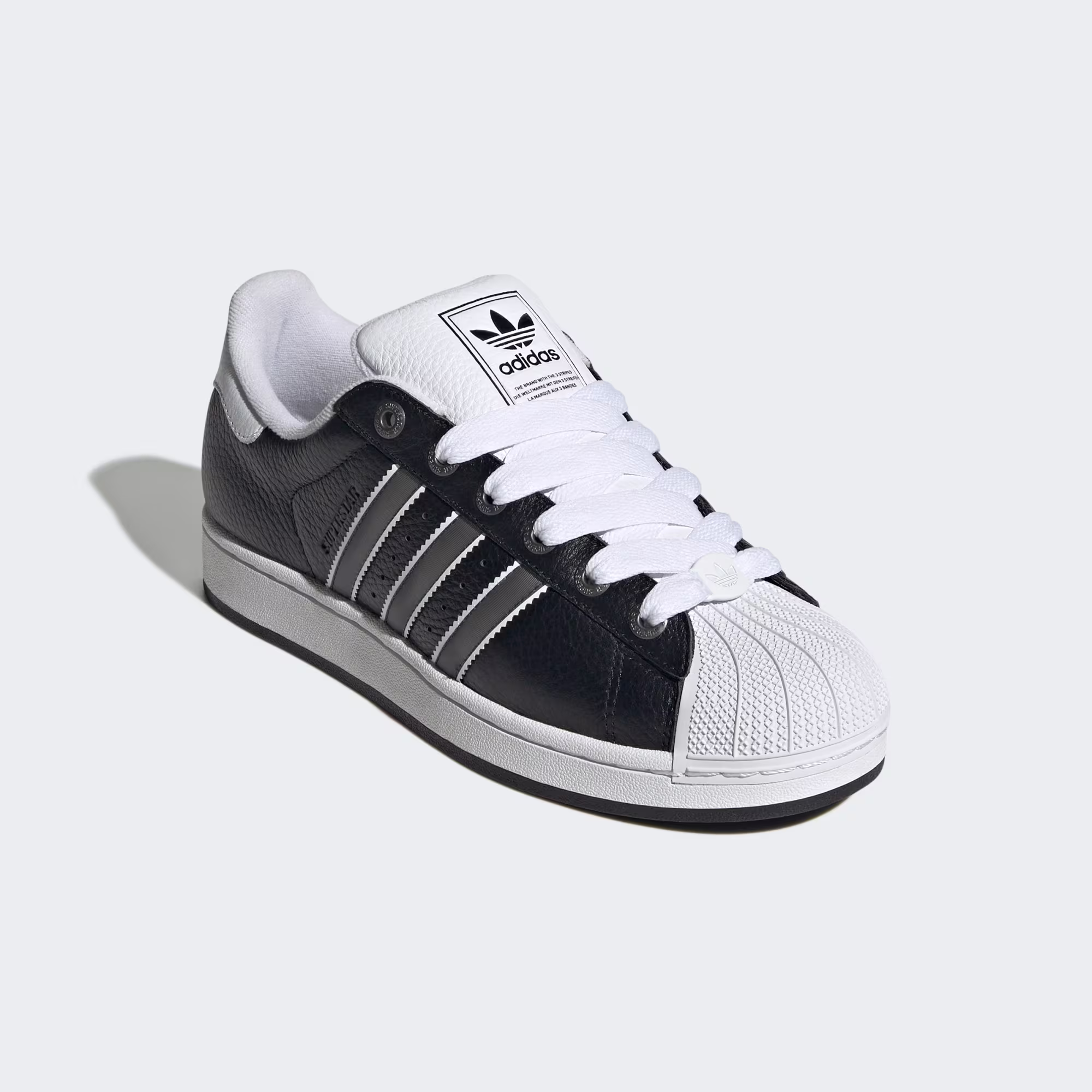 Adidas მამაკაცის სპორტული ფეხსაცმელი