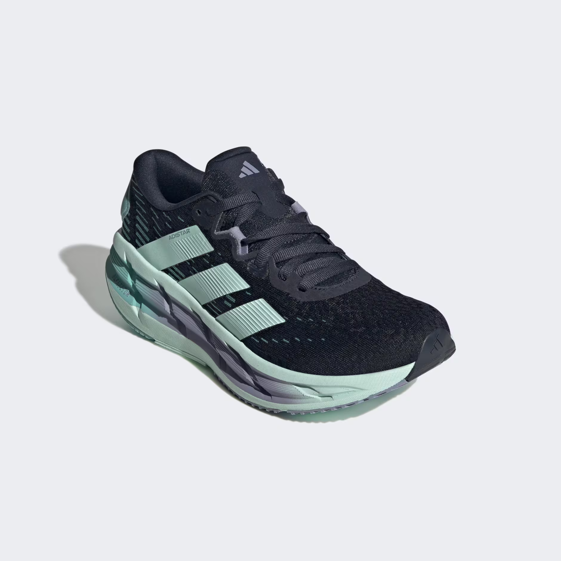 Adidas ქალის სპორტული ფეხსაცმელი