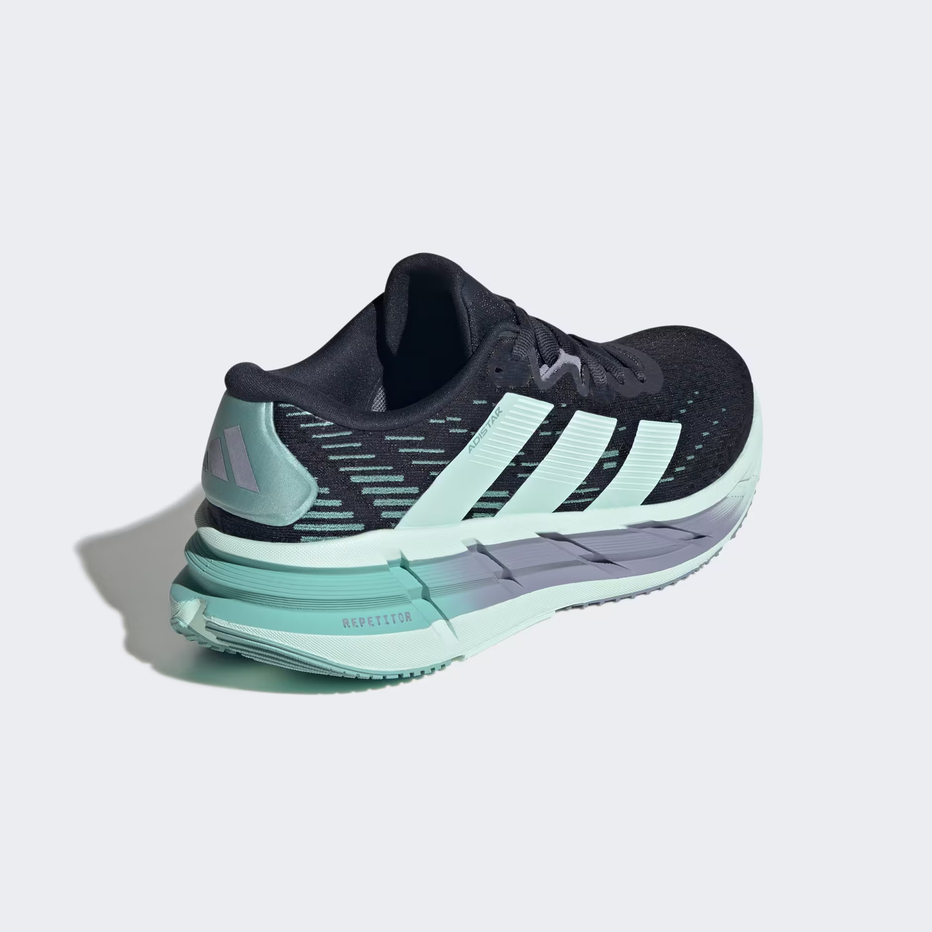 Adidas ქალის სპორტული ფეხსაცმელი