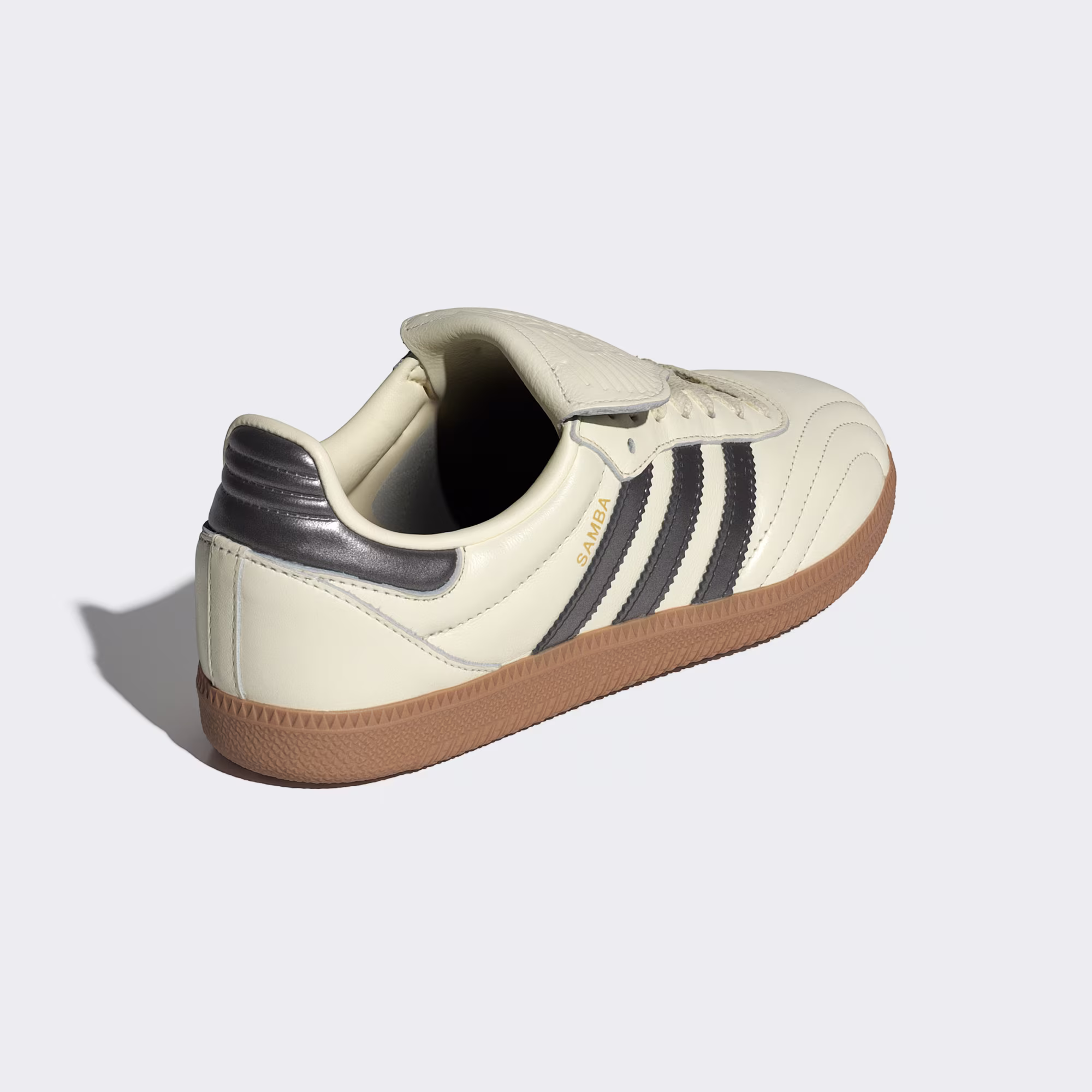 Adidas ქალის სპორტული ფეხსაცმელი