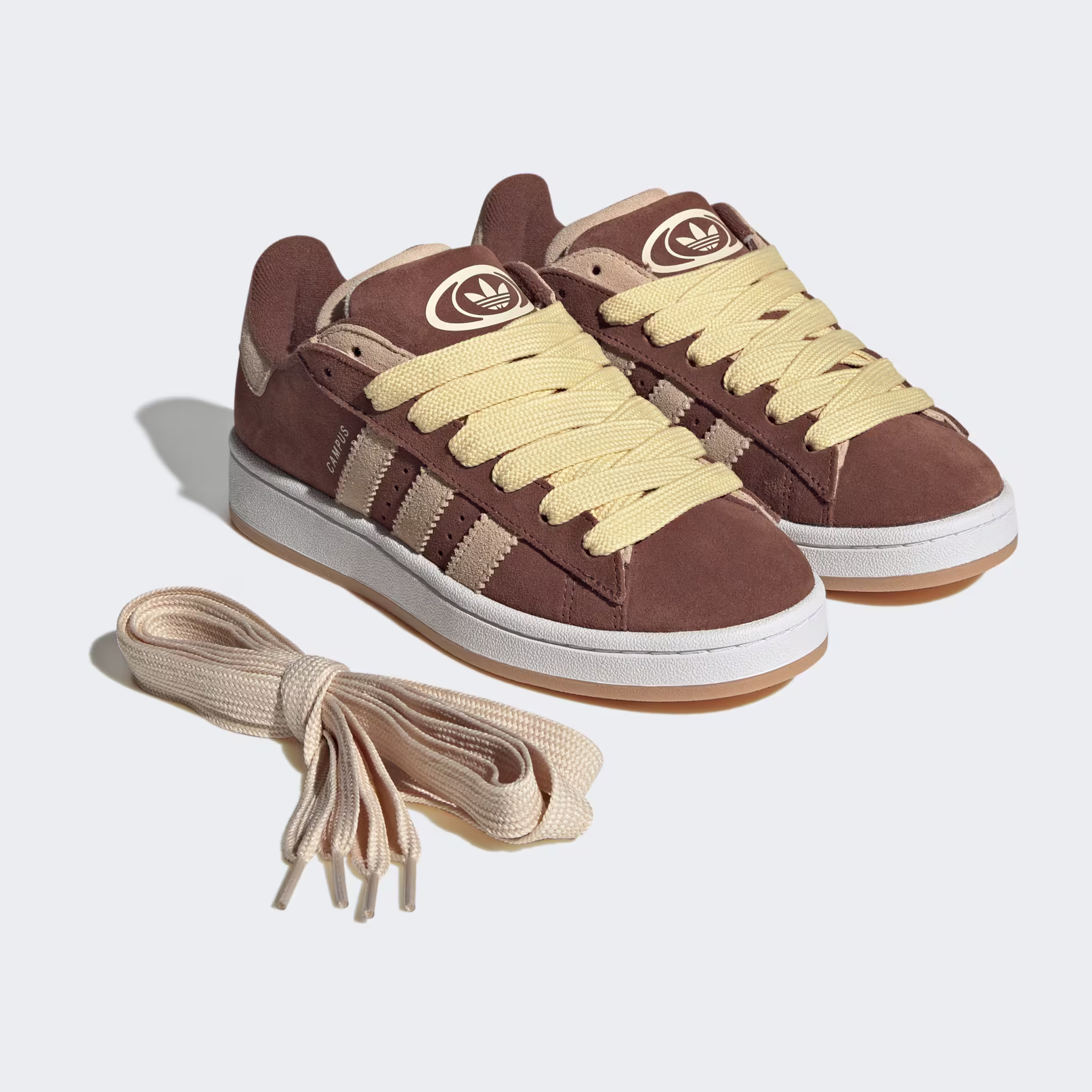 Adidas ქალის სპორტული ფეხსაცმელი