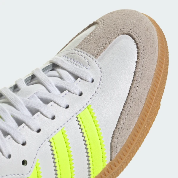 Adidas ბავშვის სპორტული ფეხსაცმელი