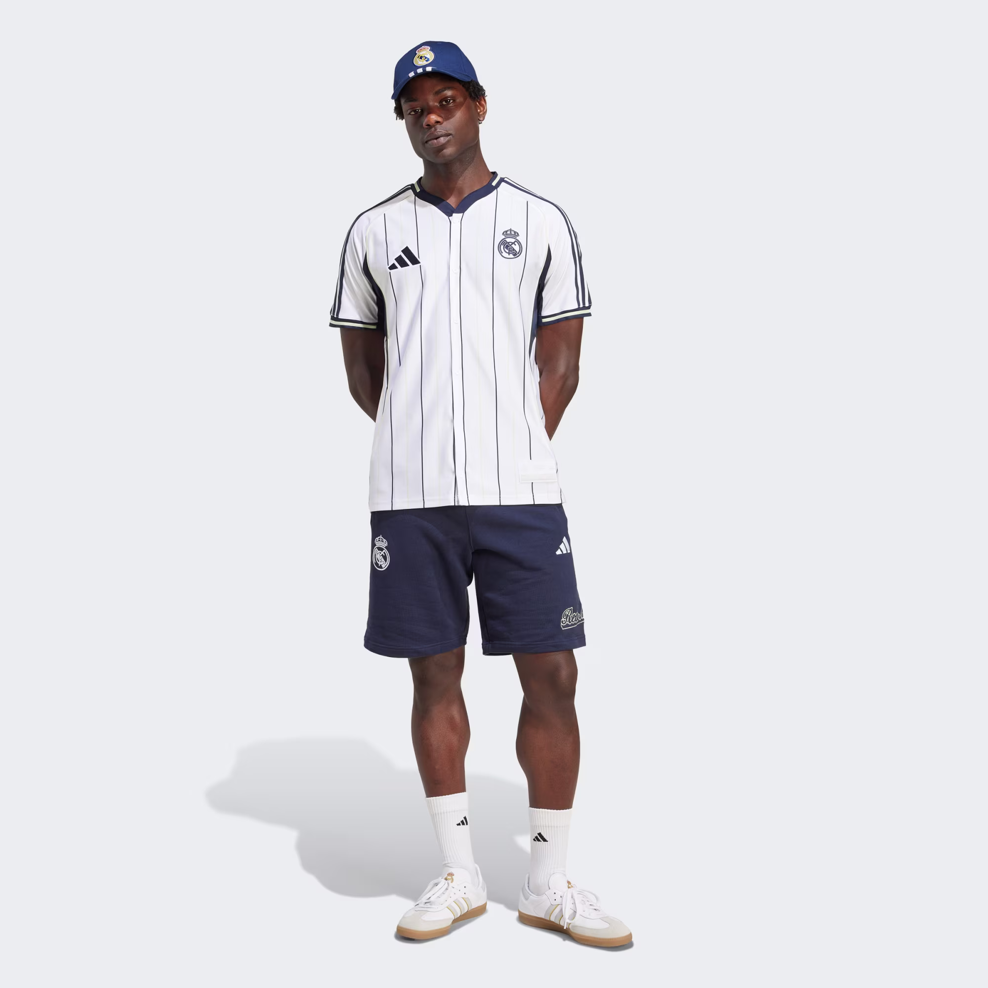 Adidas მამაკაცის მაისური