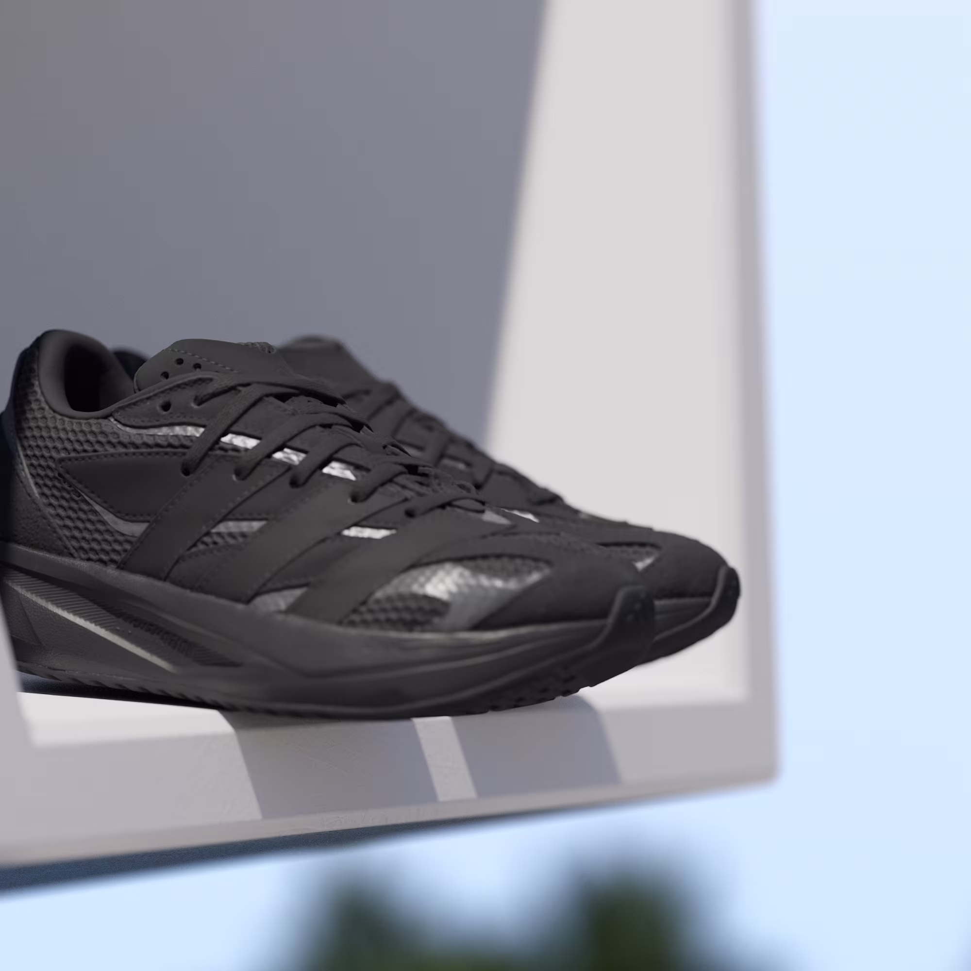 Adidas ბავშვის სპორტული ფეხსაცმელი LIGHTBLAZE J