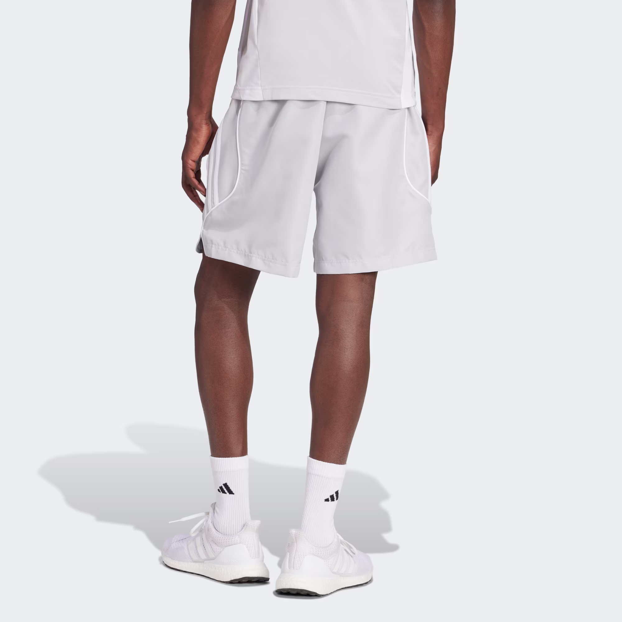 Adidas მამაკაცის შორტი