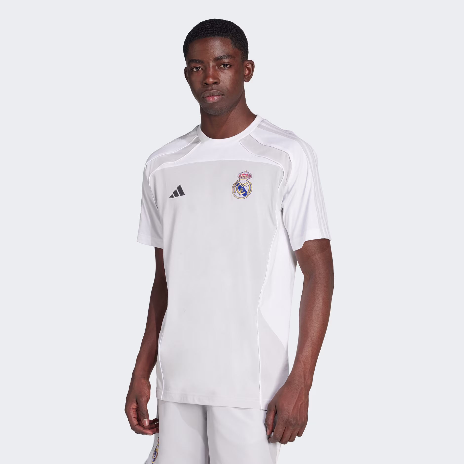 Adidas მამაკაცის მაისური