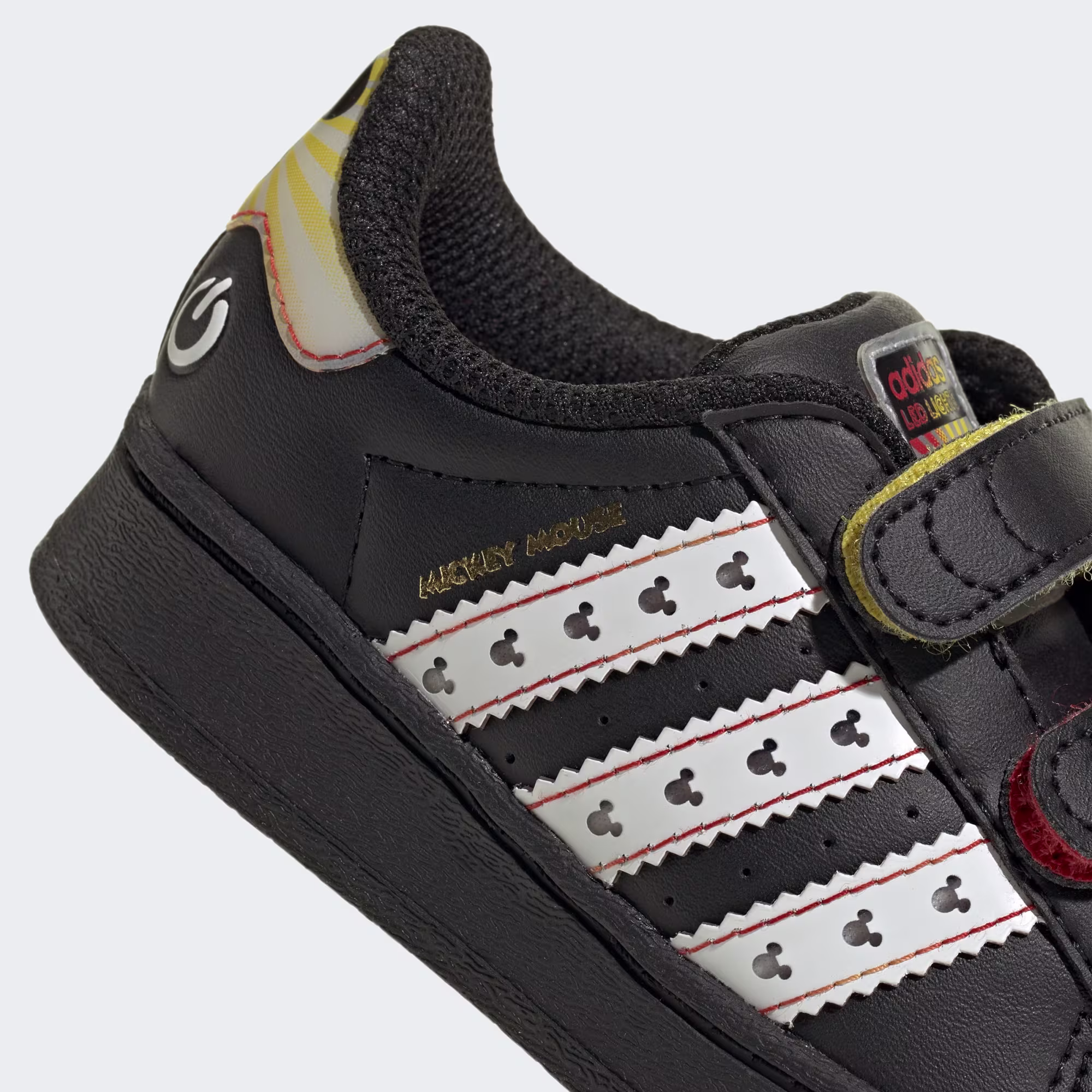 Adidas ბავშვის სპორტული ფეხსაცმელი