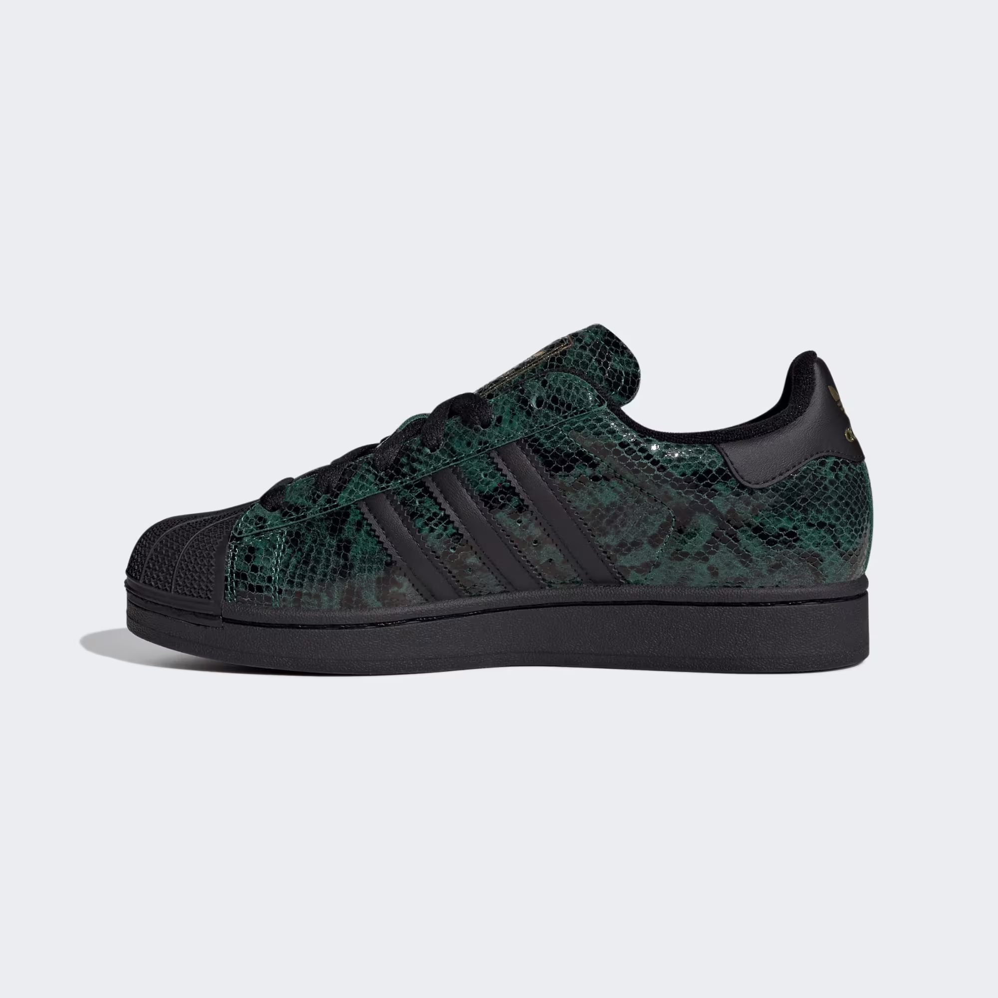 Adidas ქალის სპორტული ფეხსაცმელი