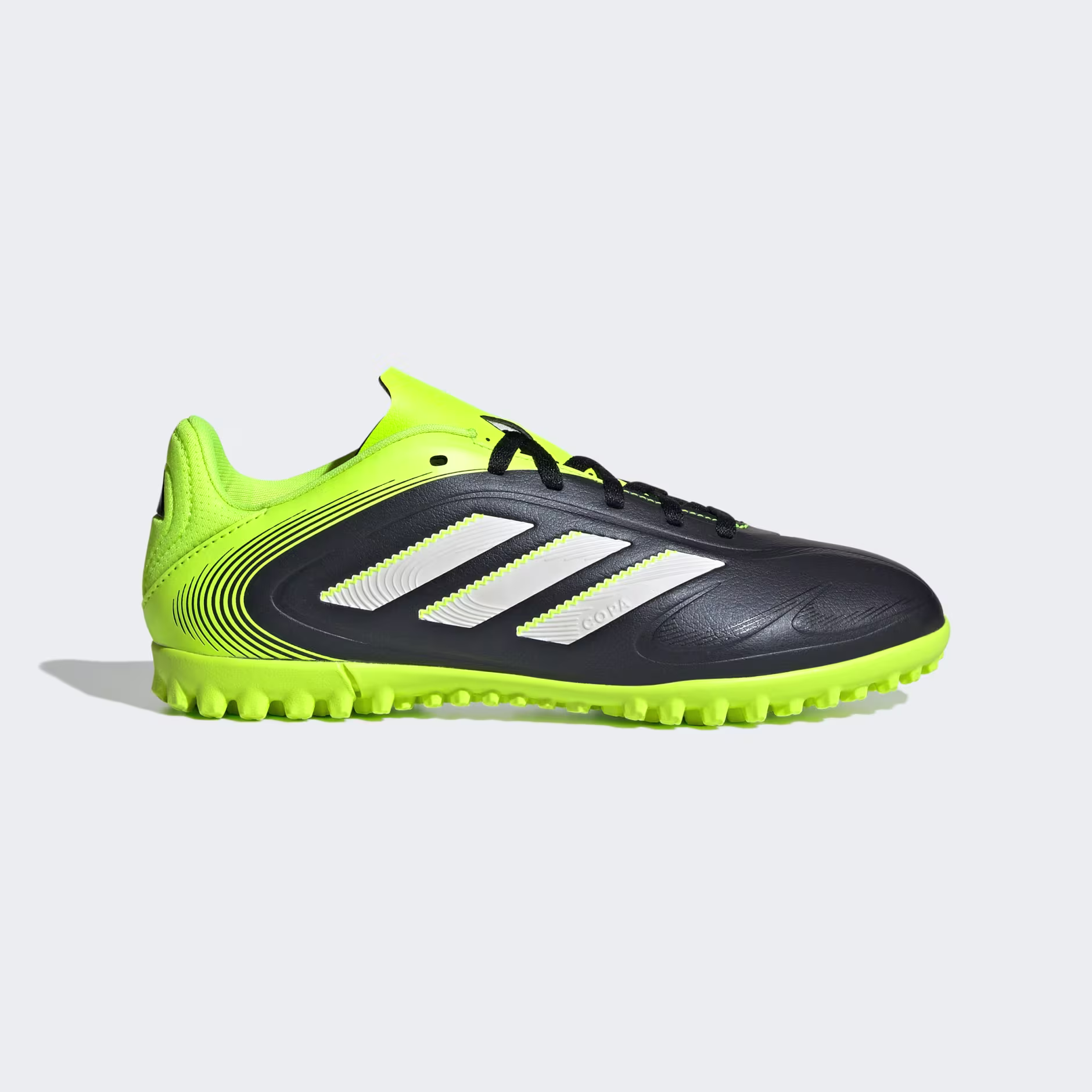Adidas ბავშვის სპორტული ფეხსაცმელი