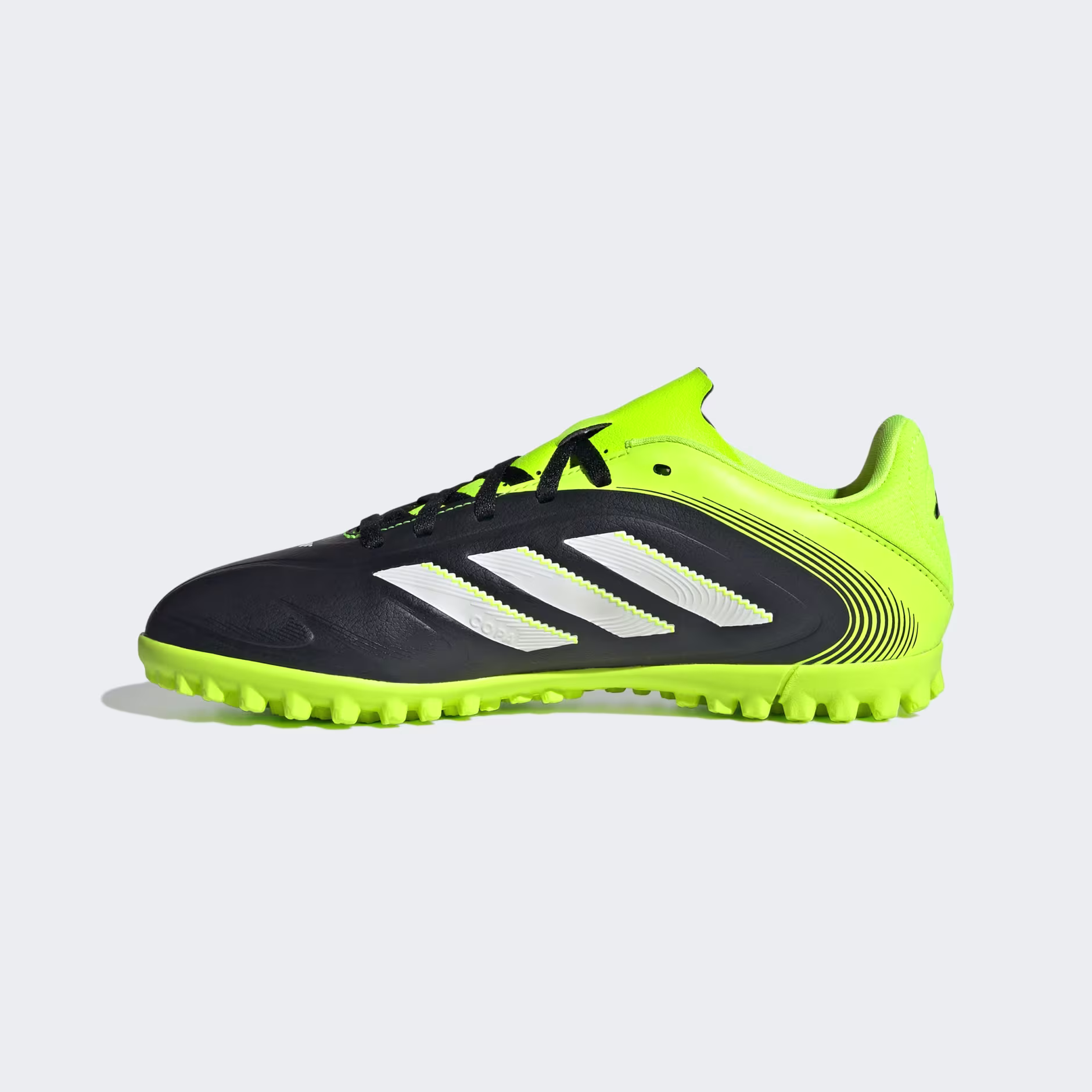 Adidas ბავშვის სპორტული ფეხსაცმელი