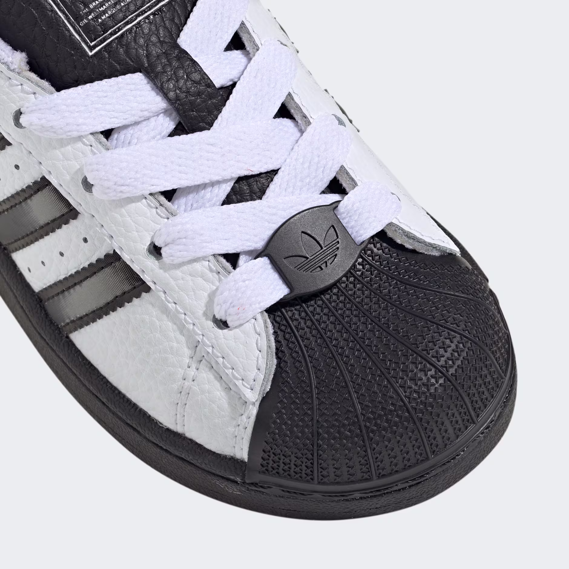 Adidas ბავშვის სპორტული ფეხსაცმელი