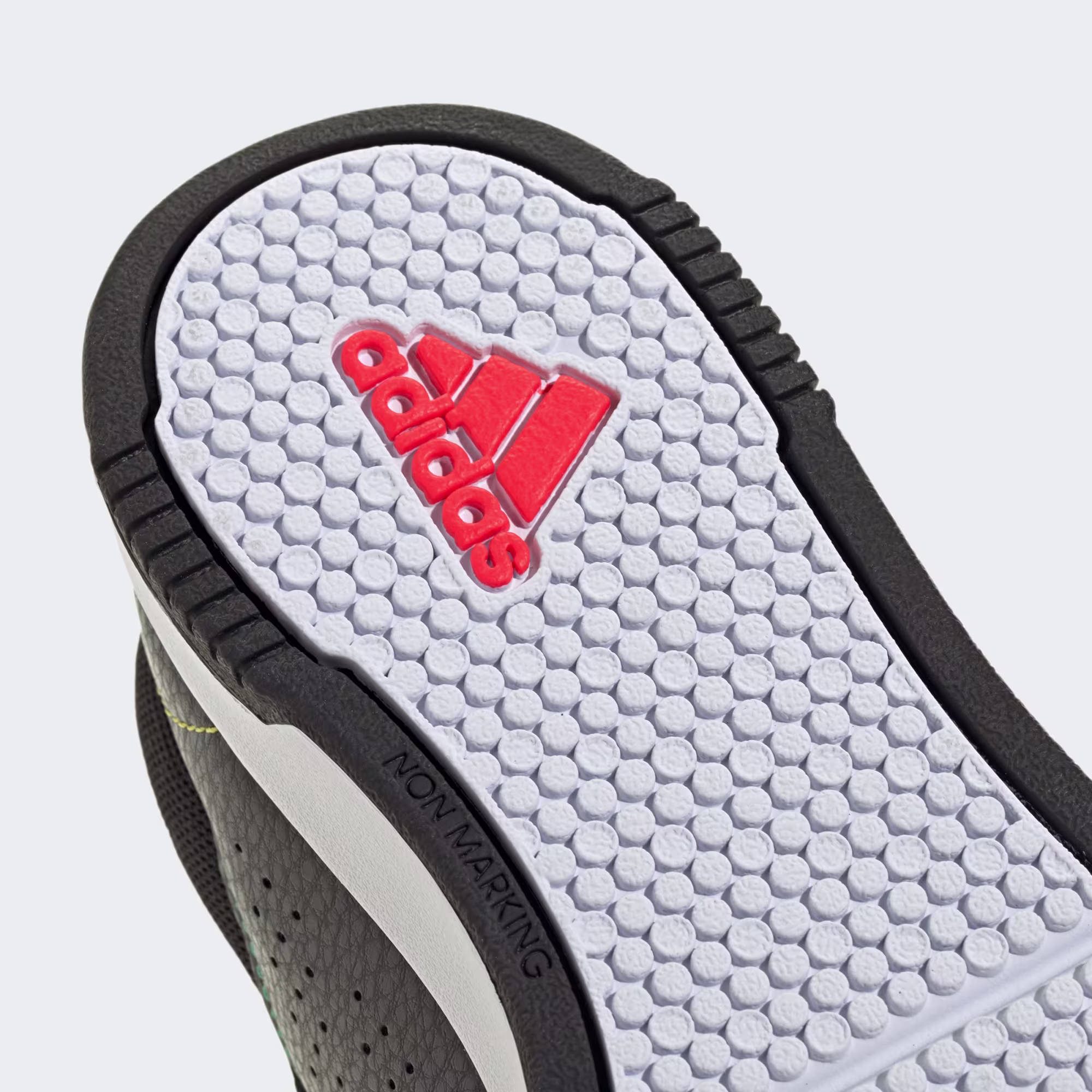 Adidas ბავშვის სპორტული ფეხსაცმელი