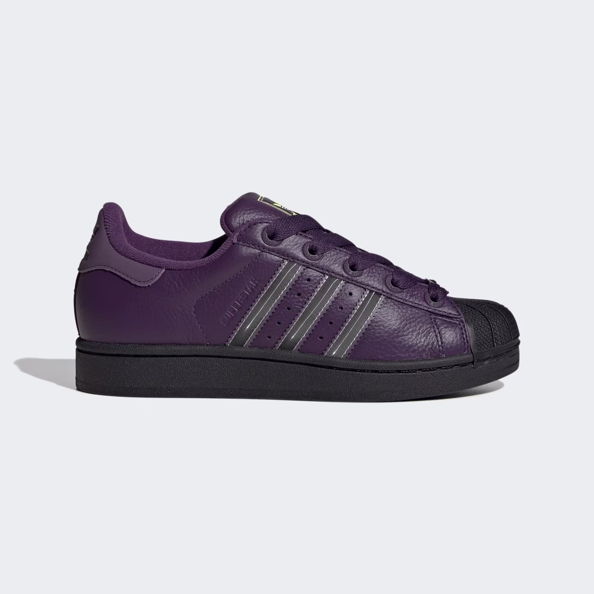Adidas ქალის სპორტული ფეხსაცმელი