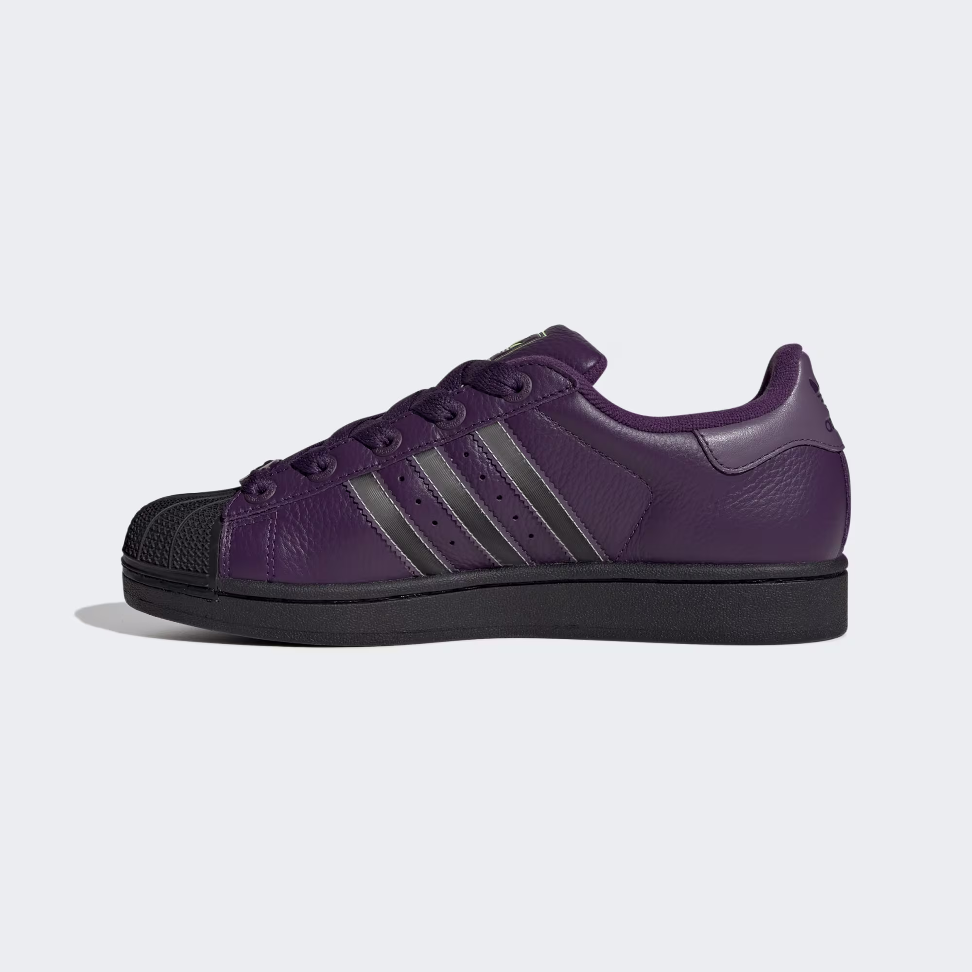 Adidas ქალის სპორტული ფეხსაცმელი