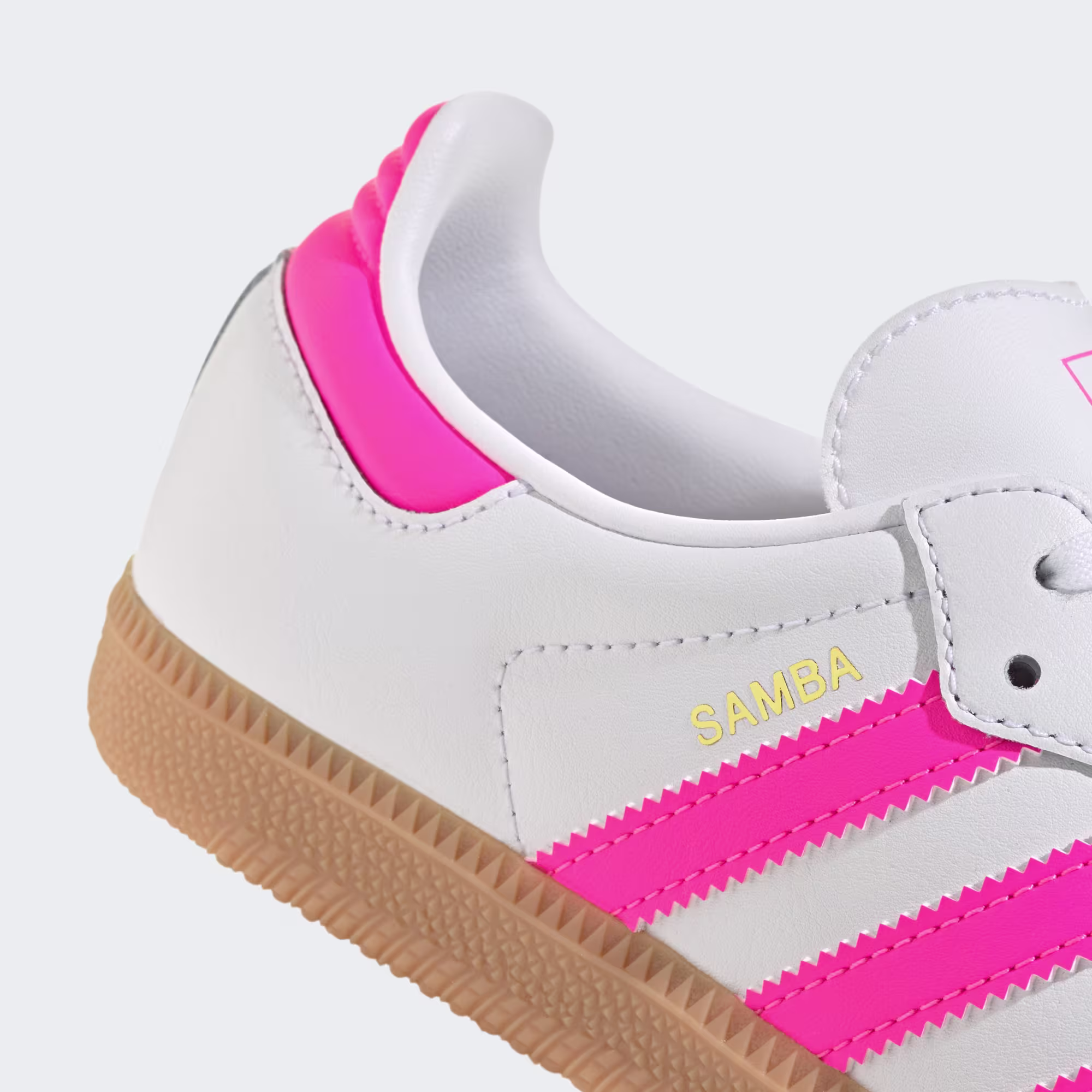 Adidas ბავშვის სპორტული ფეხსაცმელი