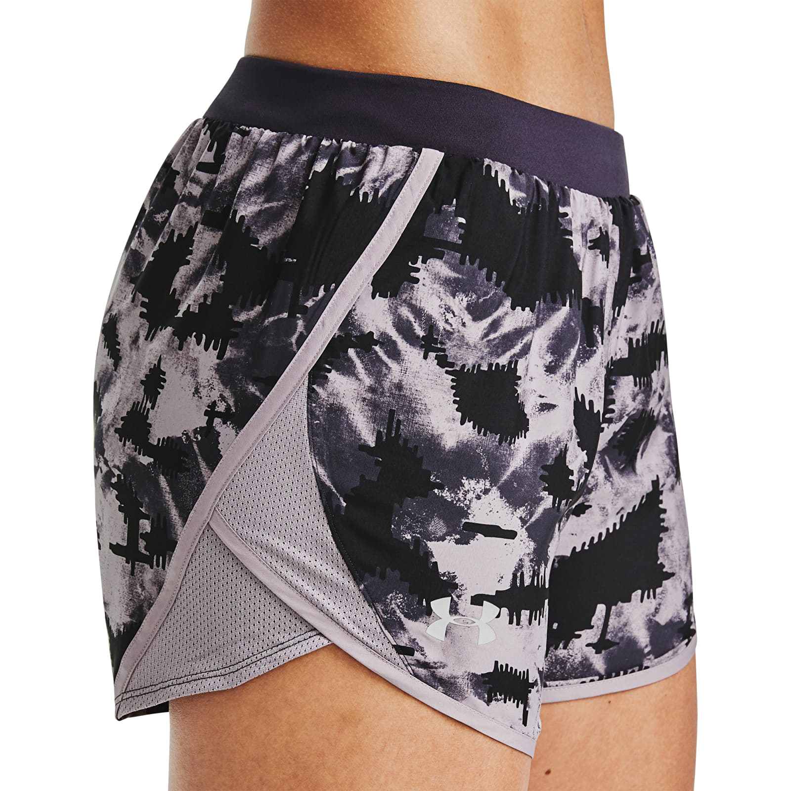 Under Armour ქალის სარბენი შორტი