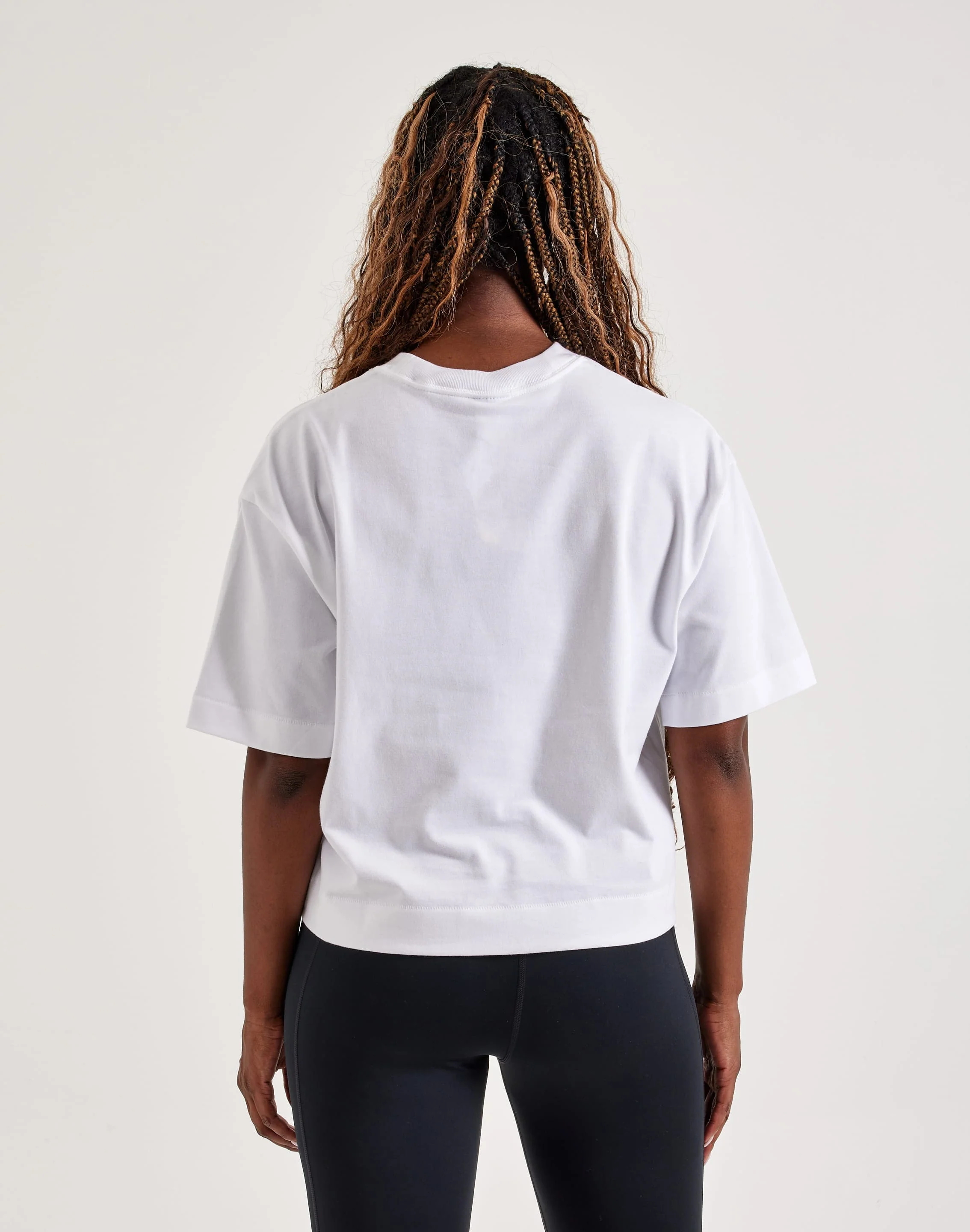 ქალის მაისური