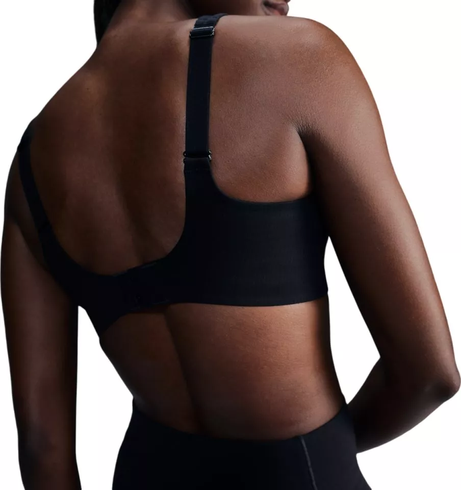 ქალის მაისური