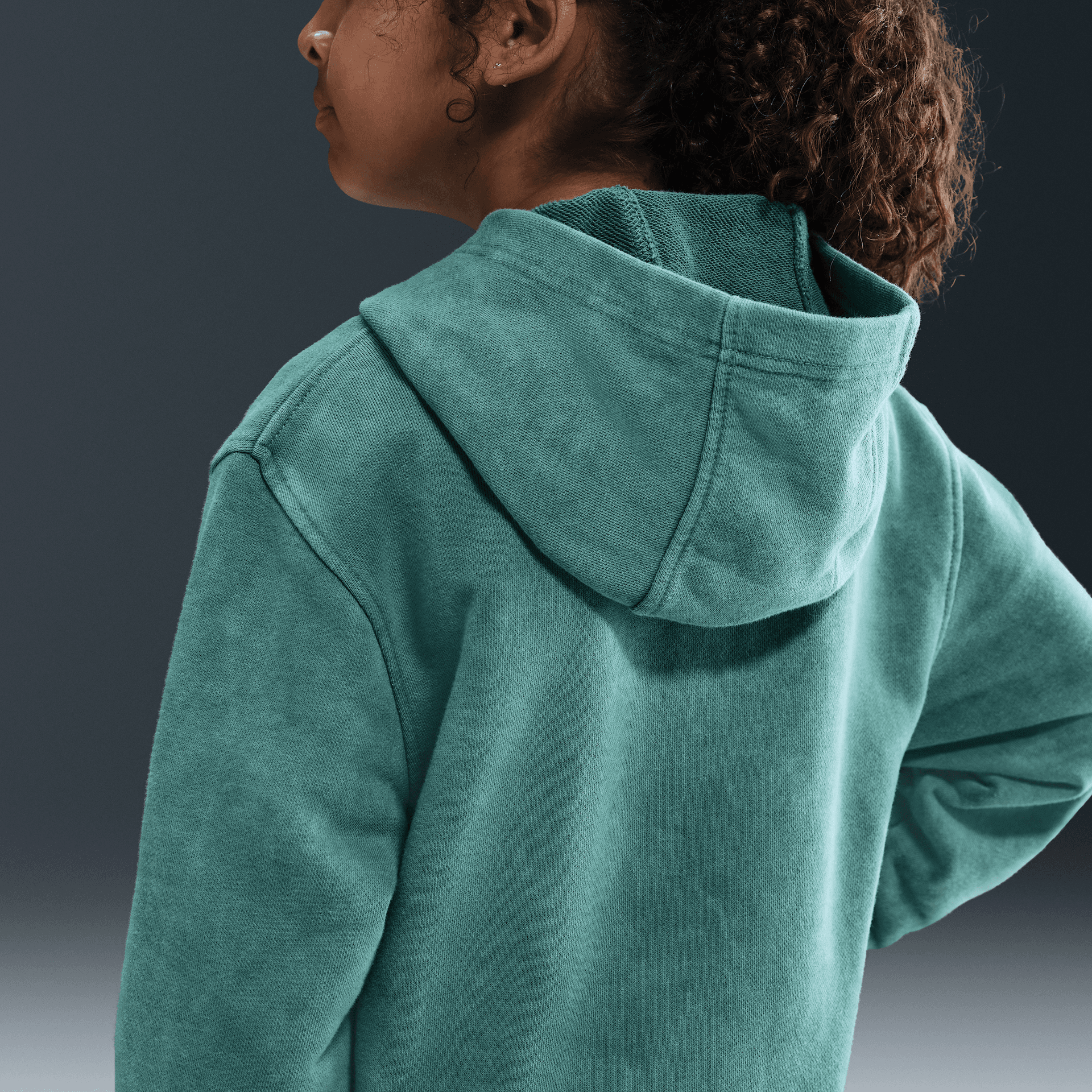 Nike ბავშვის ჯემპრი