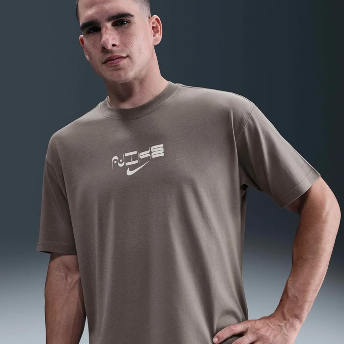 Nike მამაკაცის მაისური