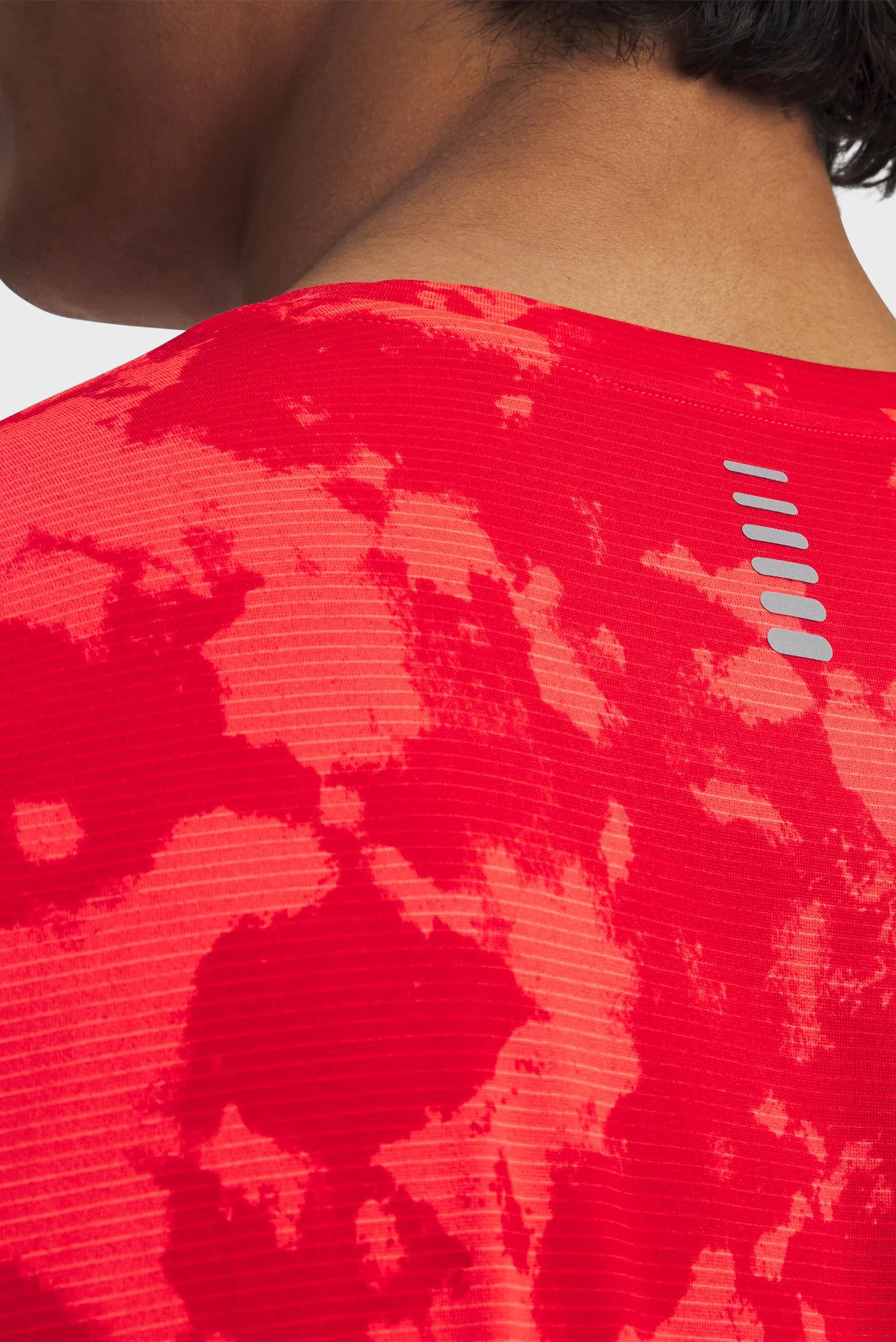 Under Armour მამაკაცის მაისური