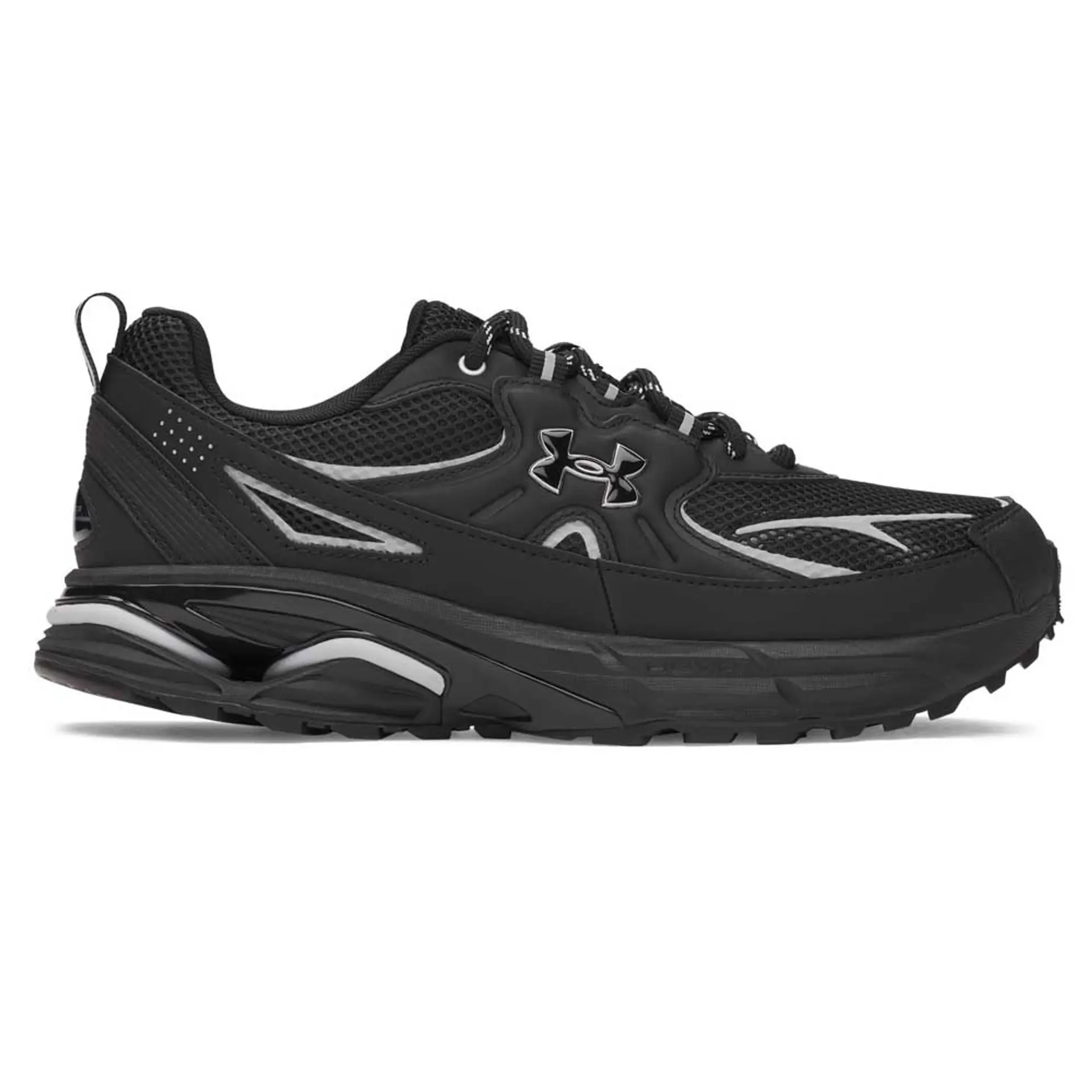 Under Armour მამაკაცის სპორტული ფეხსაცმელი