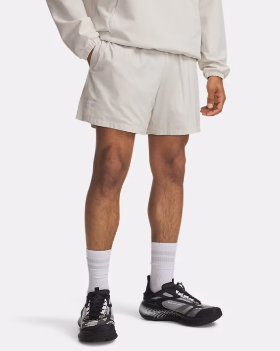 Under Armour მამაკაცის შორტი