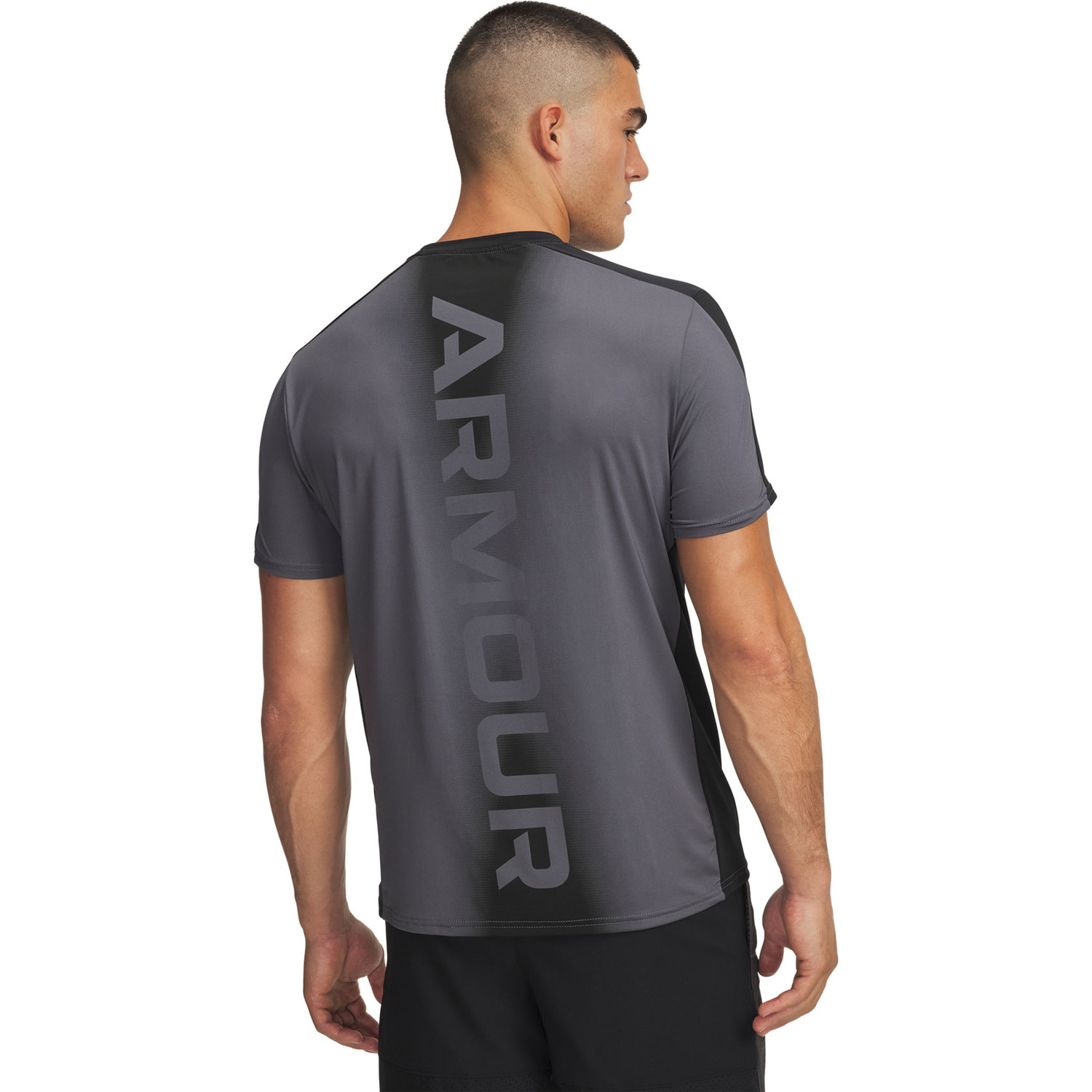 Under Armour მამაკაცის მაისური