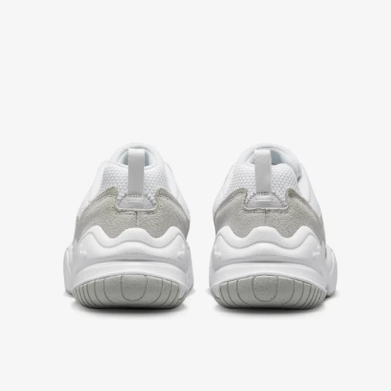 Nike ქალის სპორტული ფეხსაცმელი W NIKE TECH HERA