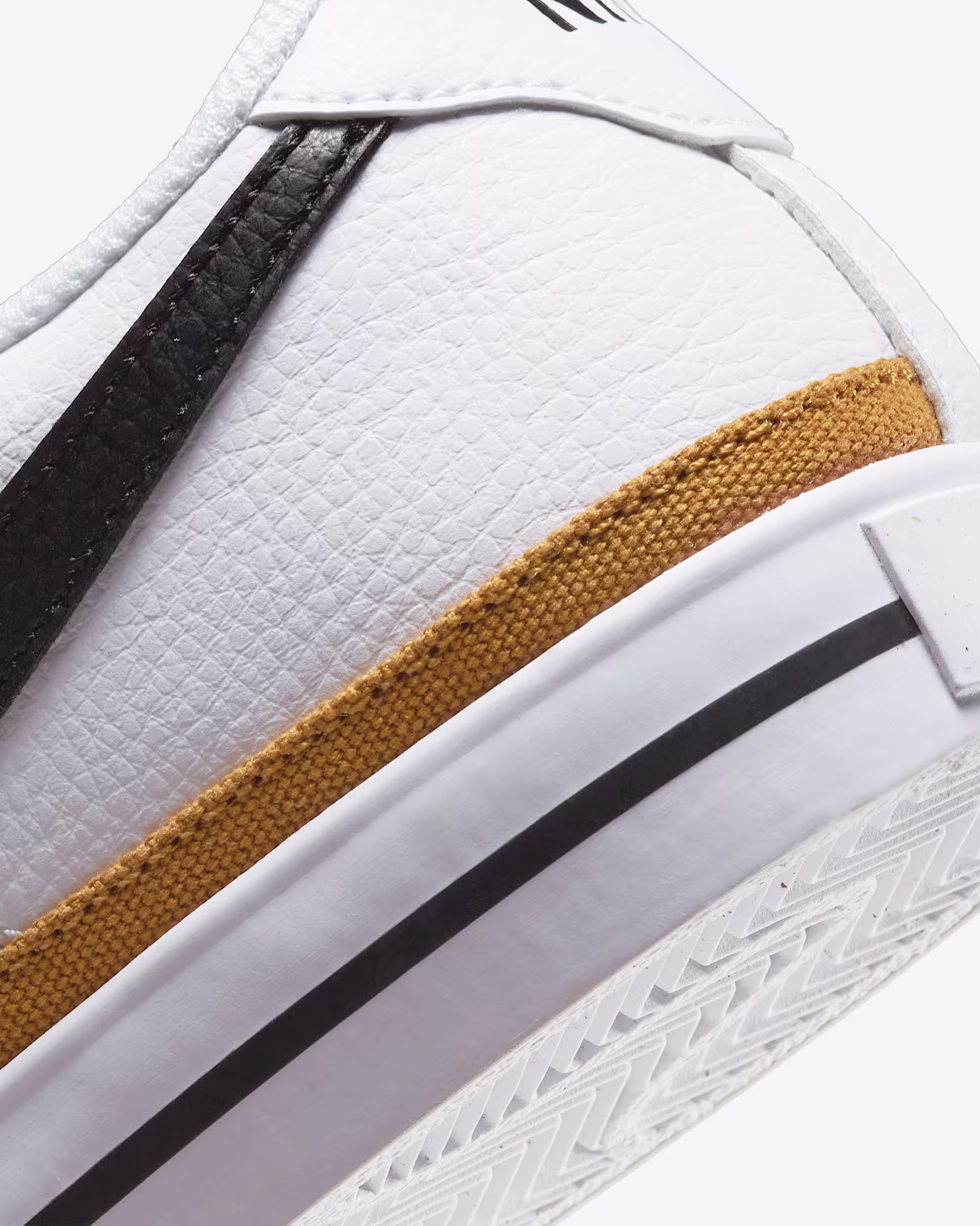 Nike ქალის სპორტული ფეხსაცმელი WMNS NIKE COURT LEGACY NN