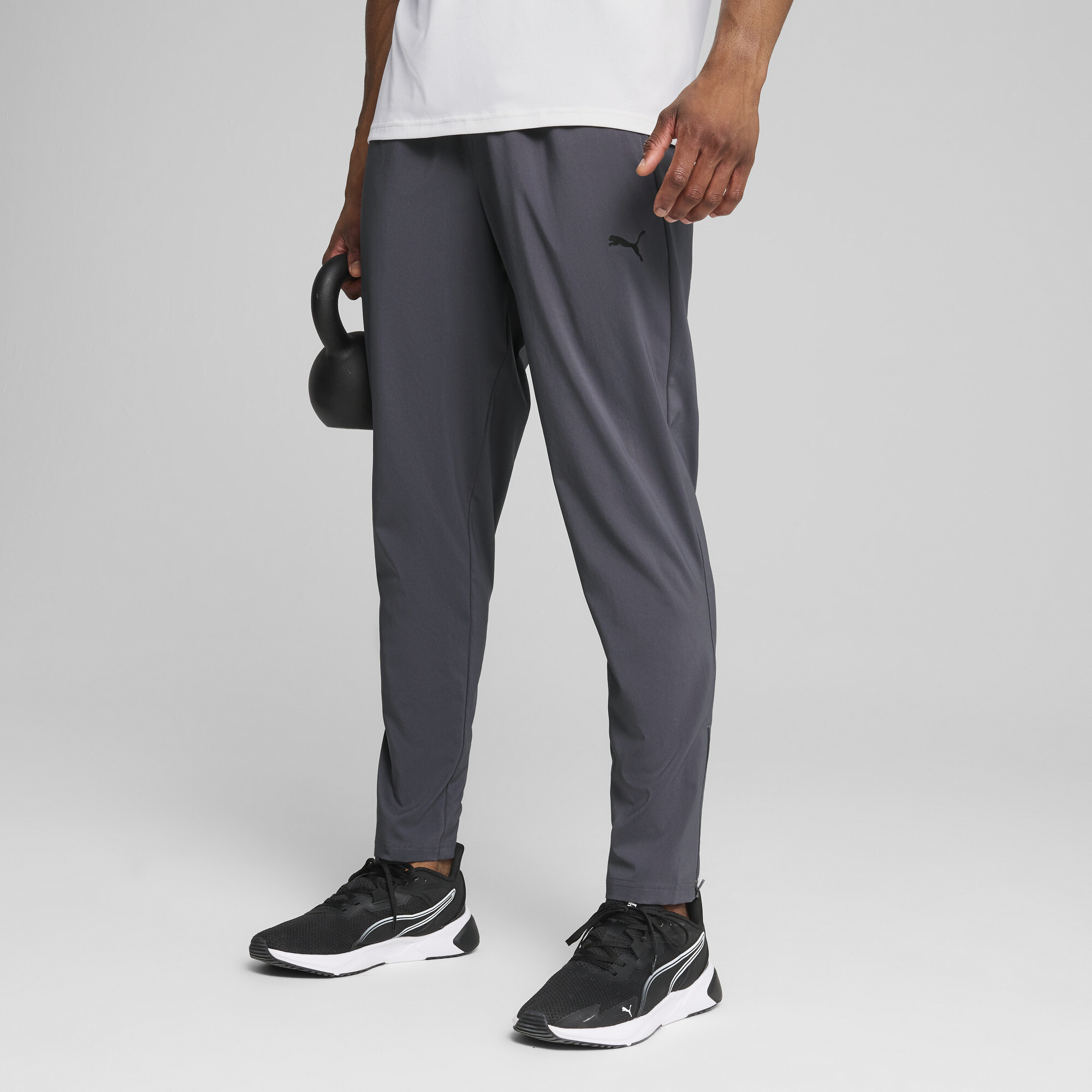 Puma შარვალი M TAD ESSENTIALS Woven Tapered Pant
