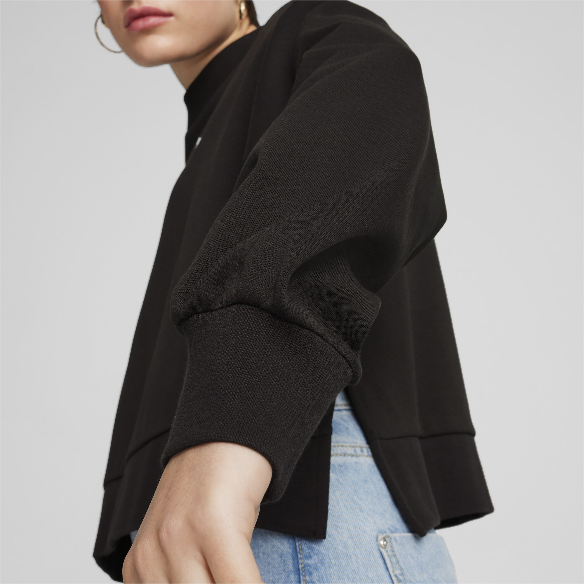 Puma ქალის ჯემპრი CLASSICS Oversized Crew DK PUMA Black