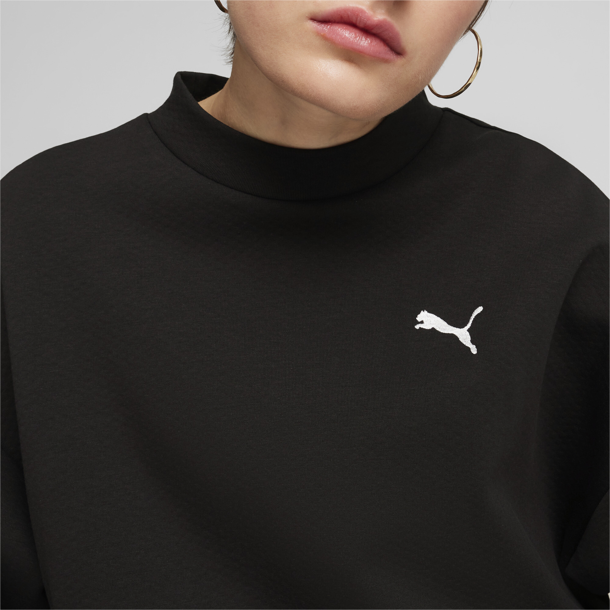 Puma ქალის ჯემპრი CLASSICS Oversized Crew DK PUMA Black