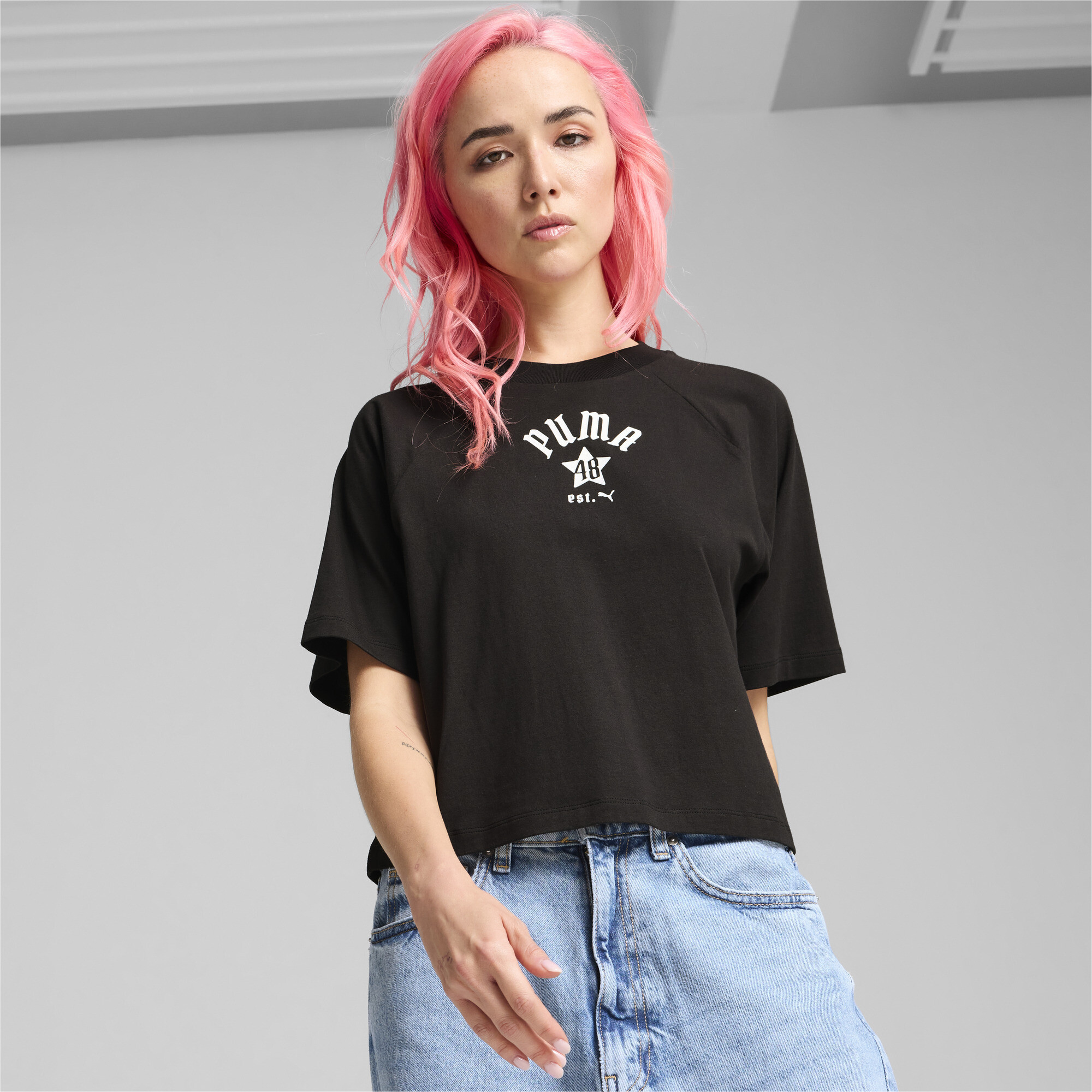 Puma ქალის მაისური CLASSICS PLAY.PARIS. Relaxed Tee PUMA Bl