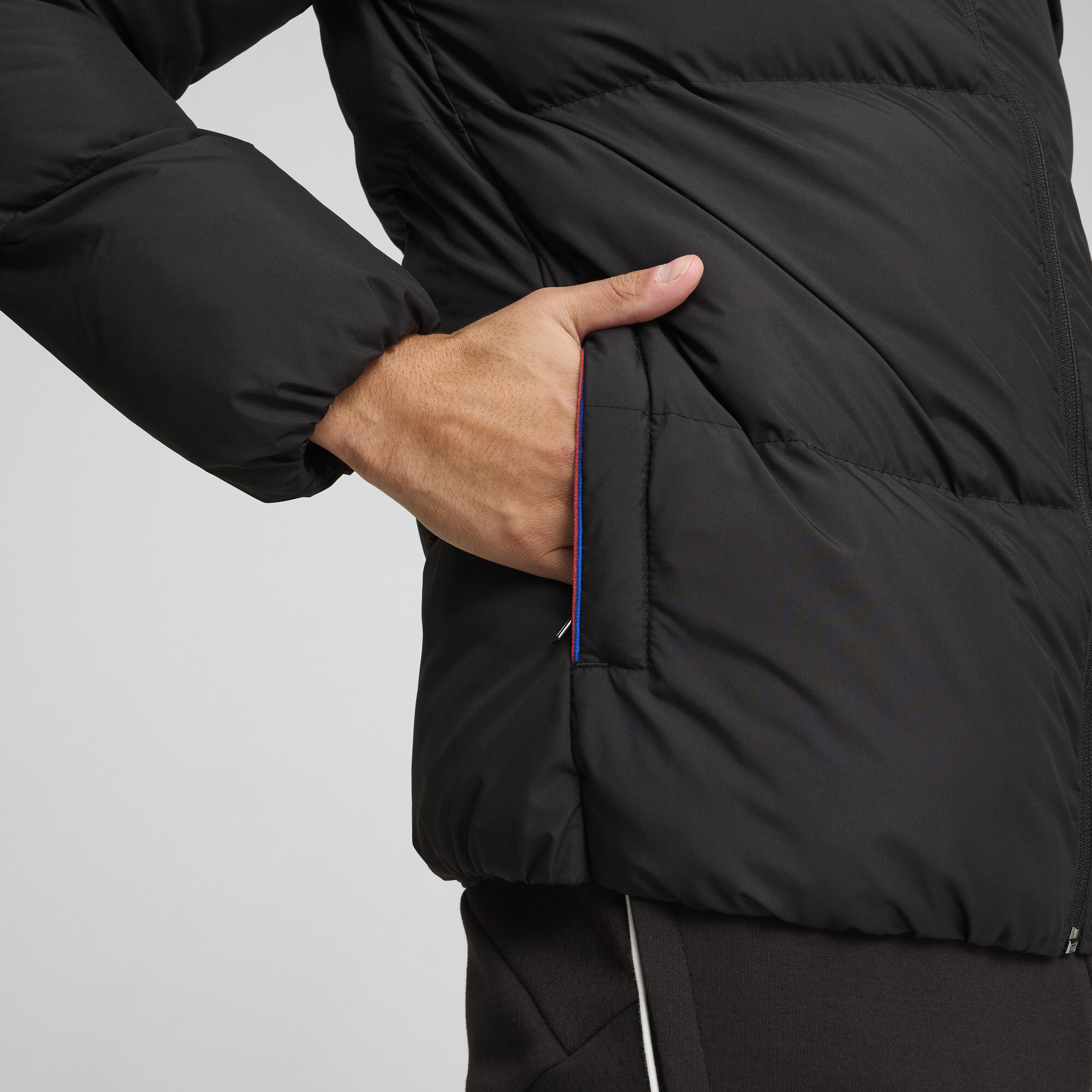 Puma ქურთუკი BMW MMS ESS+ PUFFER JACKET PUMA Black