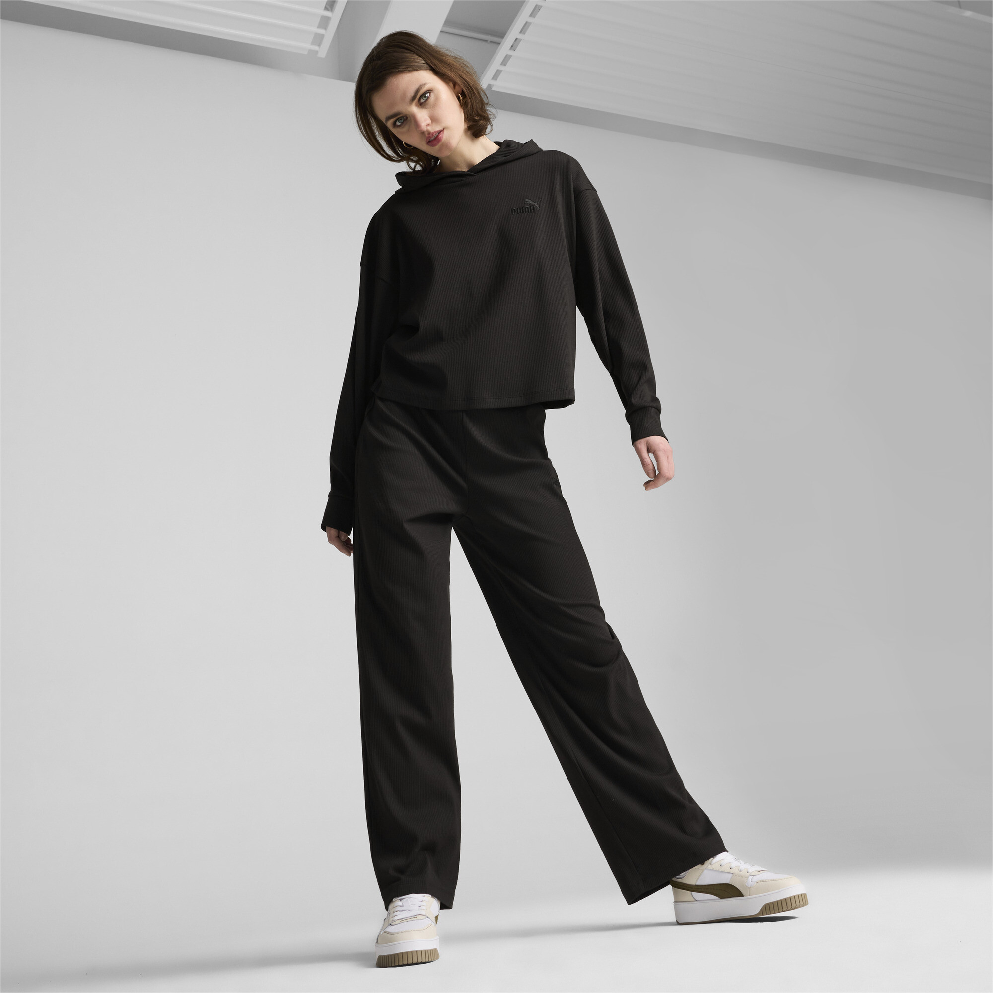 Puma ქალის ჯემპრი ESS ELEVATED Hoodie PUMA Black