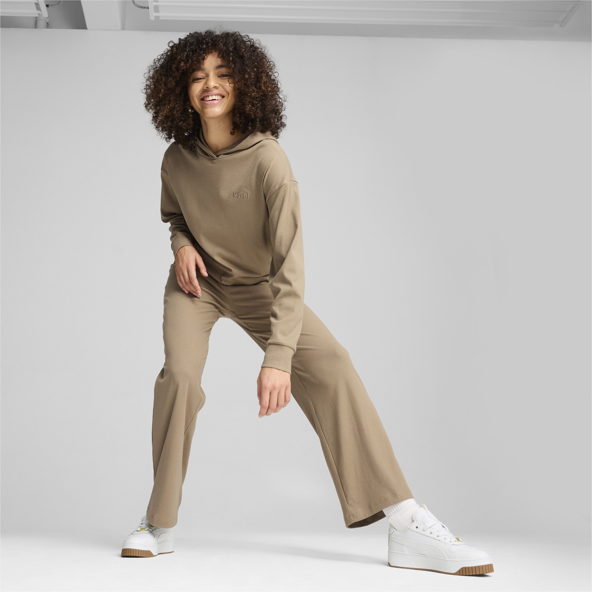 Puma ქალის ჯემპრი ESS ELEVATED Hoodie Oak Branch