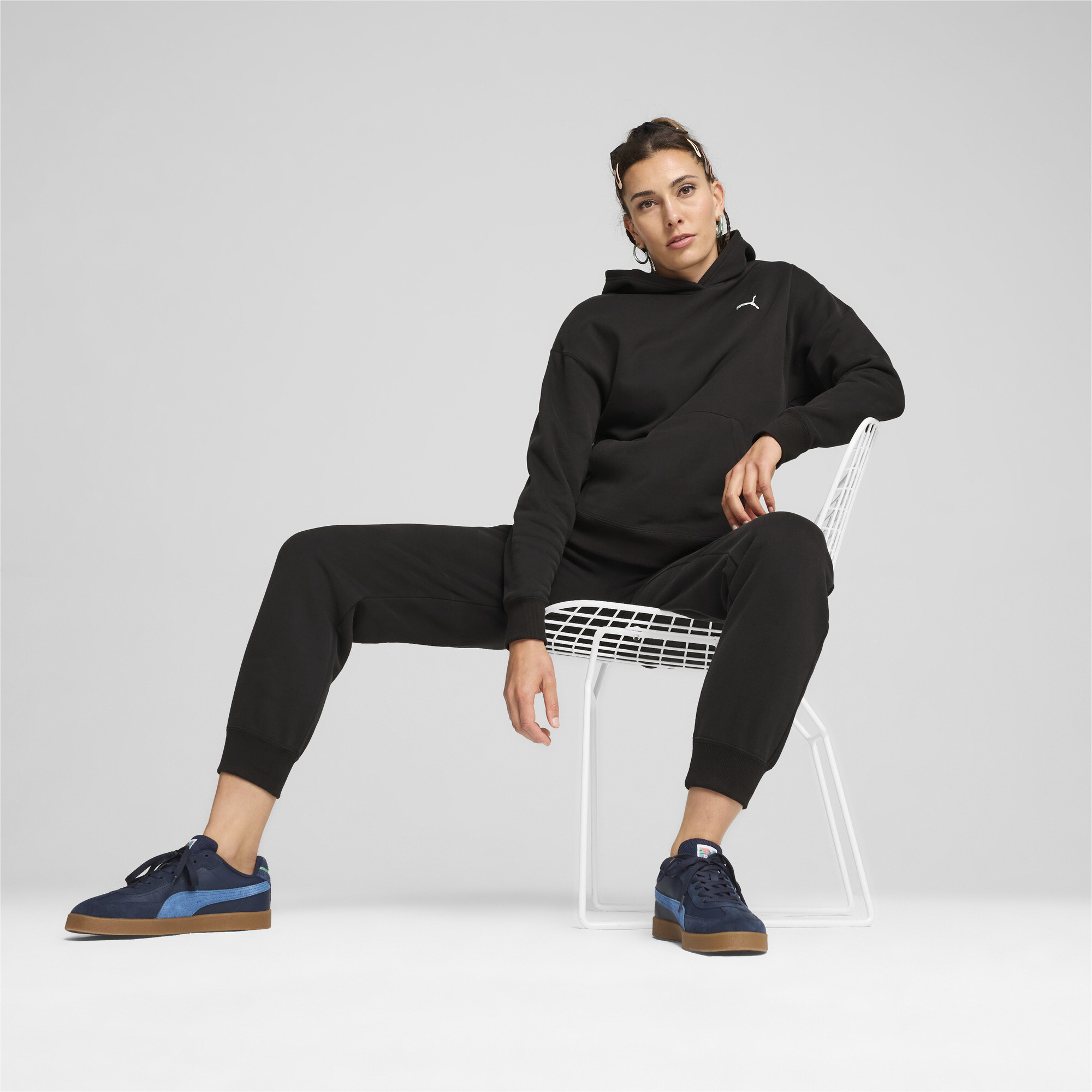 Puma ქალის სპორტული Loungewear Suit FL PUMA Black
