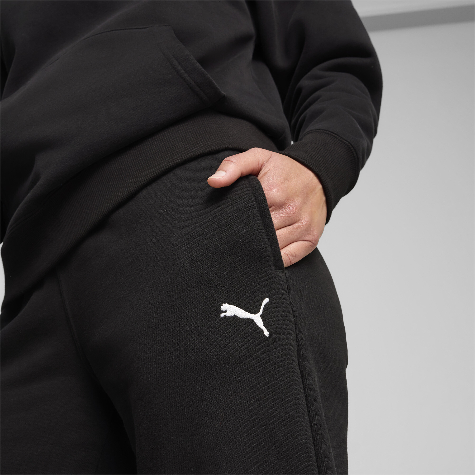Puma ქალის სპორტული Loungewear Suit FL PUMA Black
