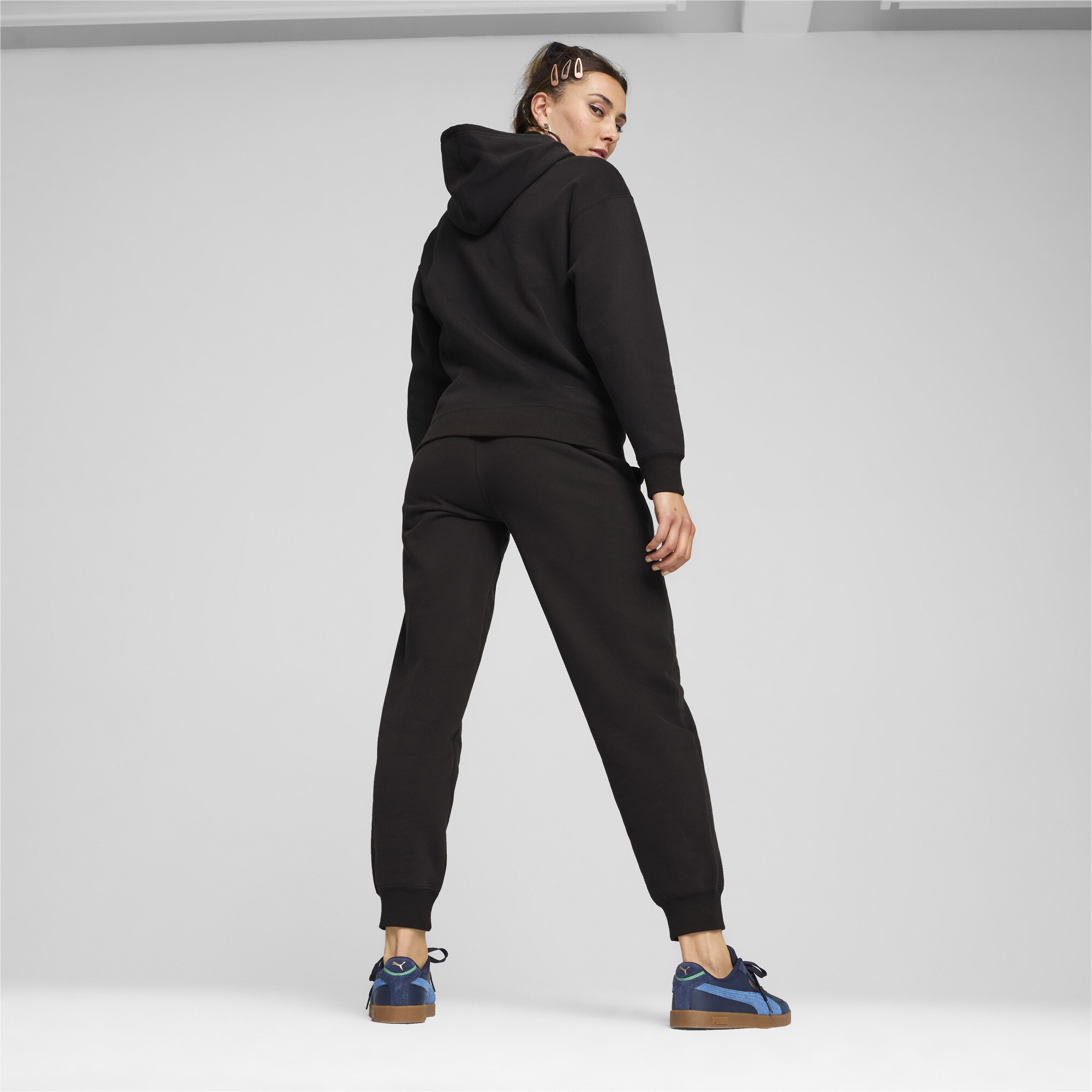 Puma ქალის სპორტული Loungewear Suit FL PUMA Black