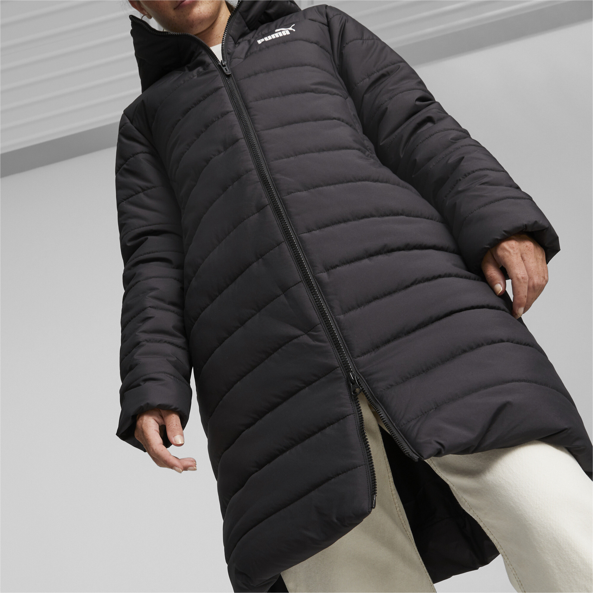 Puma ქალის  ქურთუკი ESS Hooded Padded Coat