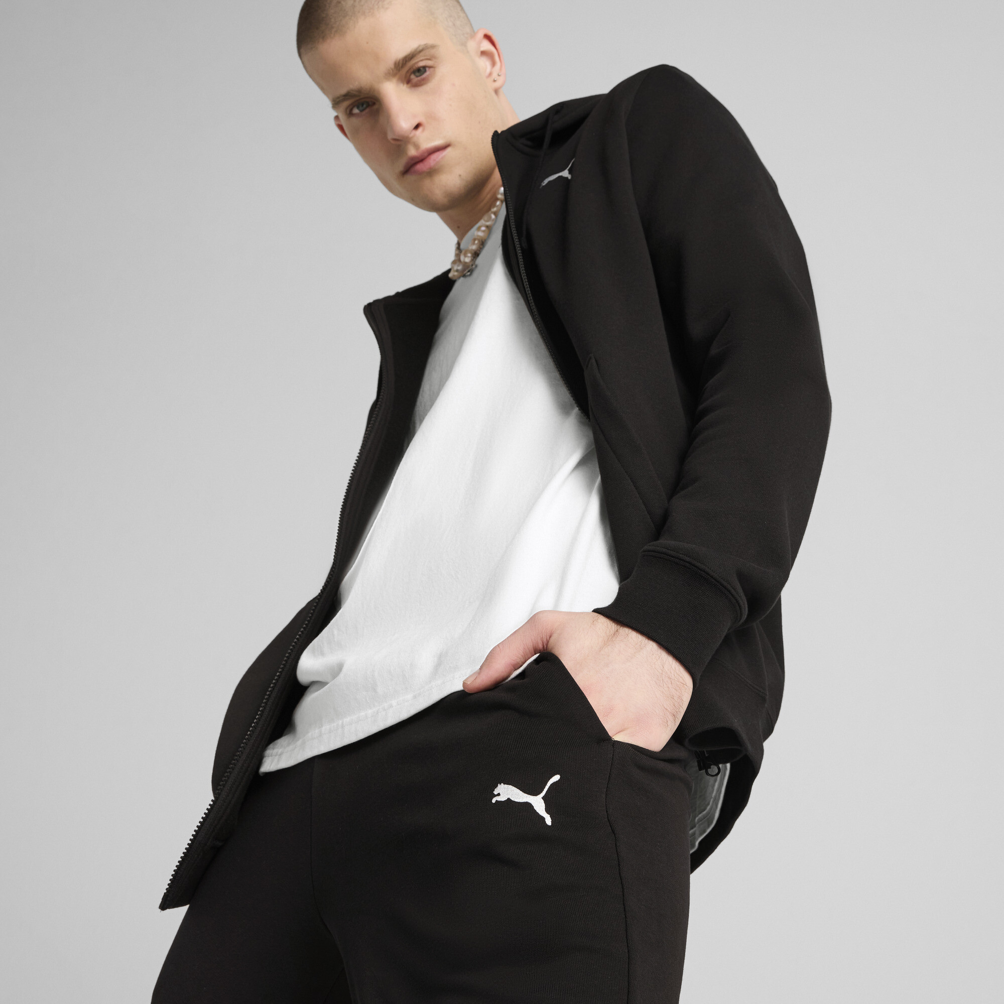 Puma შარვალი ESS Puma Logo Sweatpants TR cl