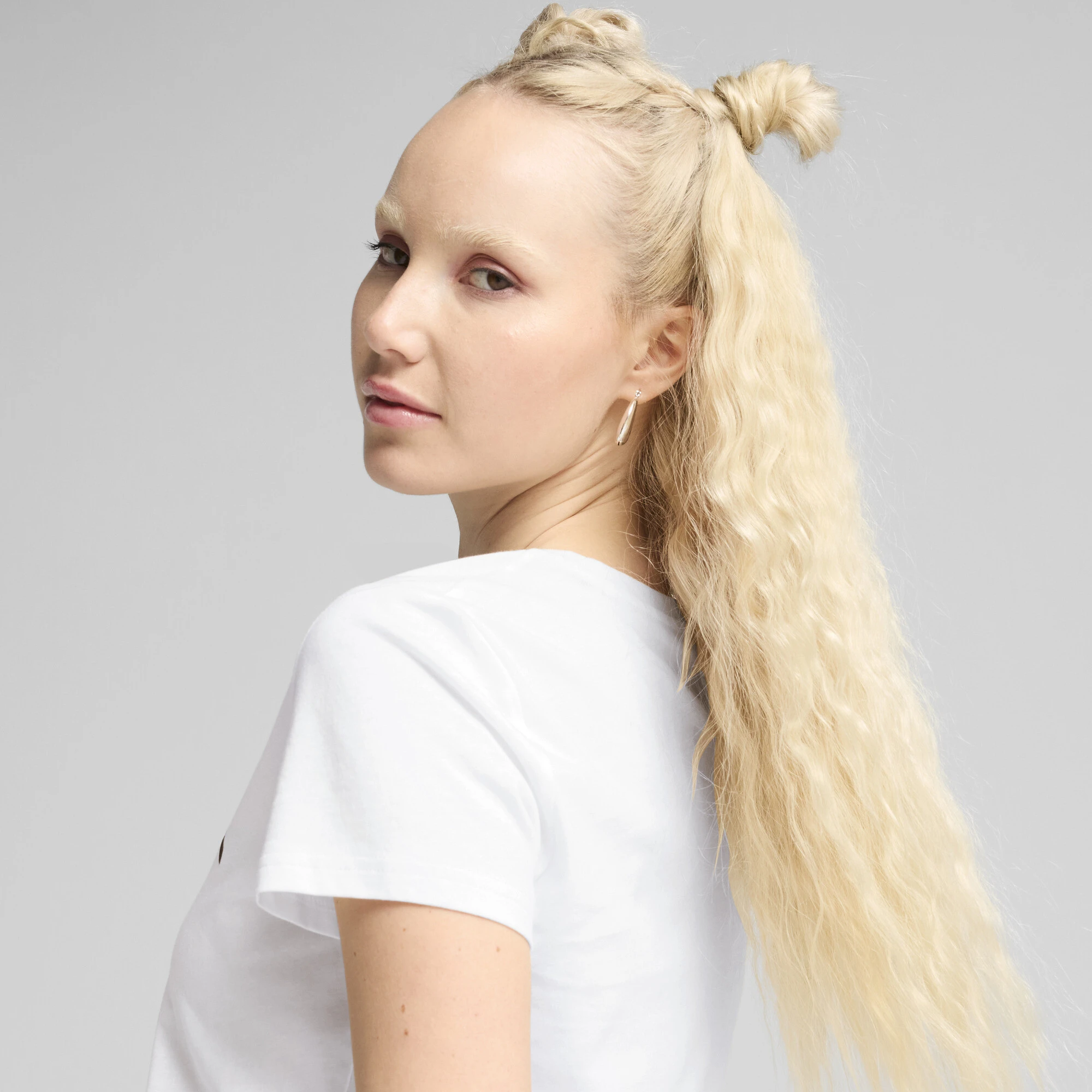 Puma ქალის მაისური ESS No. 1 Logo Tee