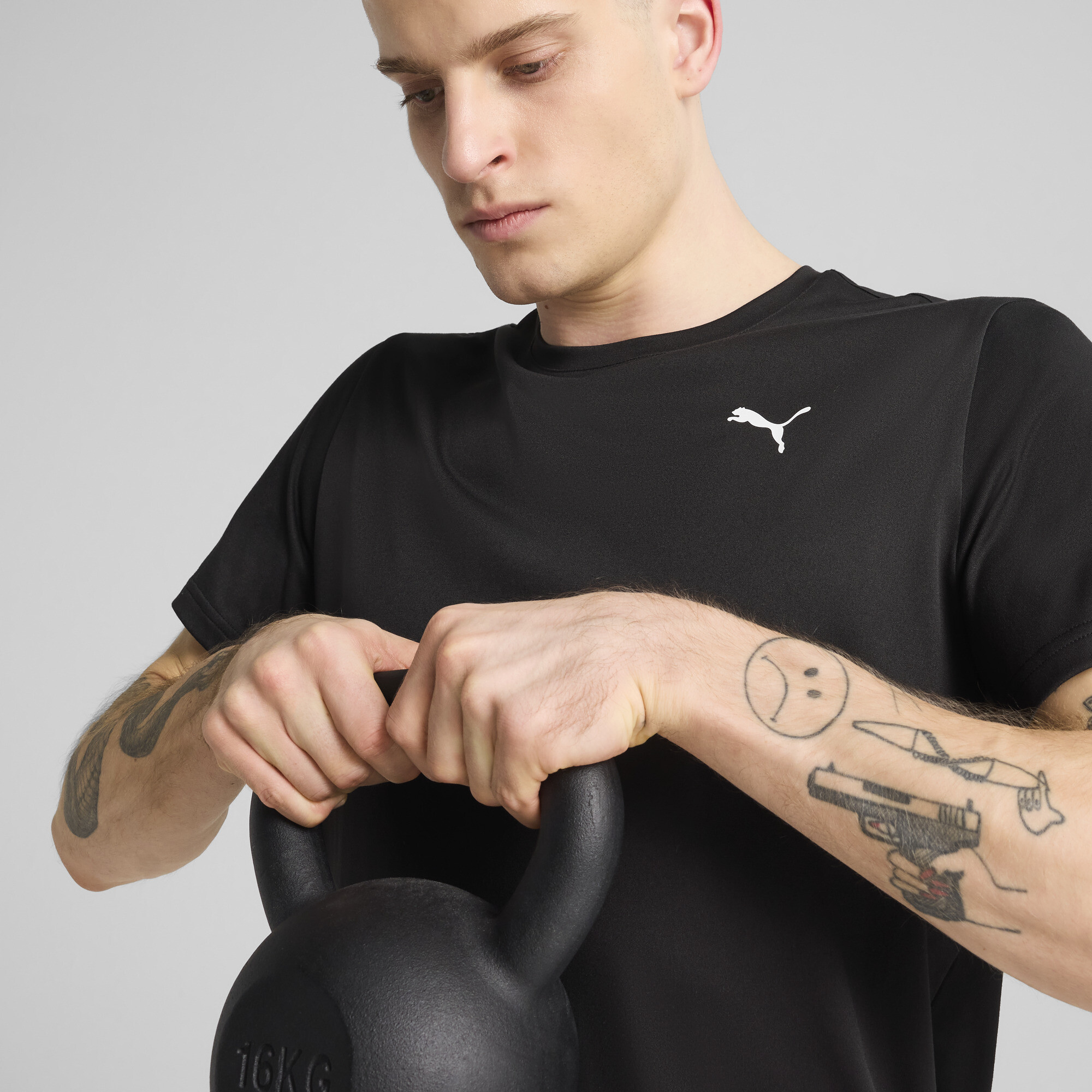Puma მაისური M TAD ESSENTIALS LEFT CHEST LOGO TEE