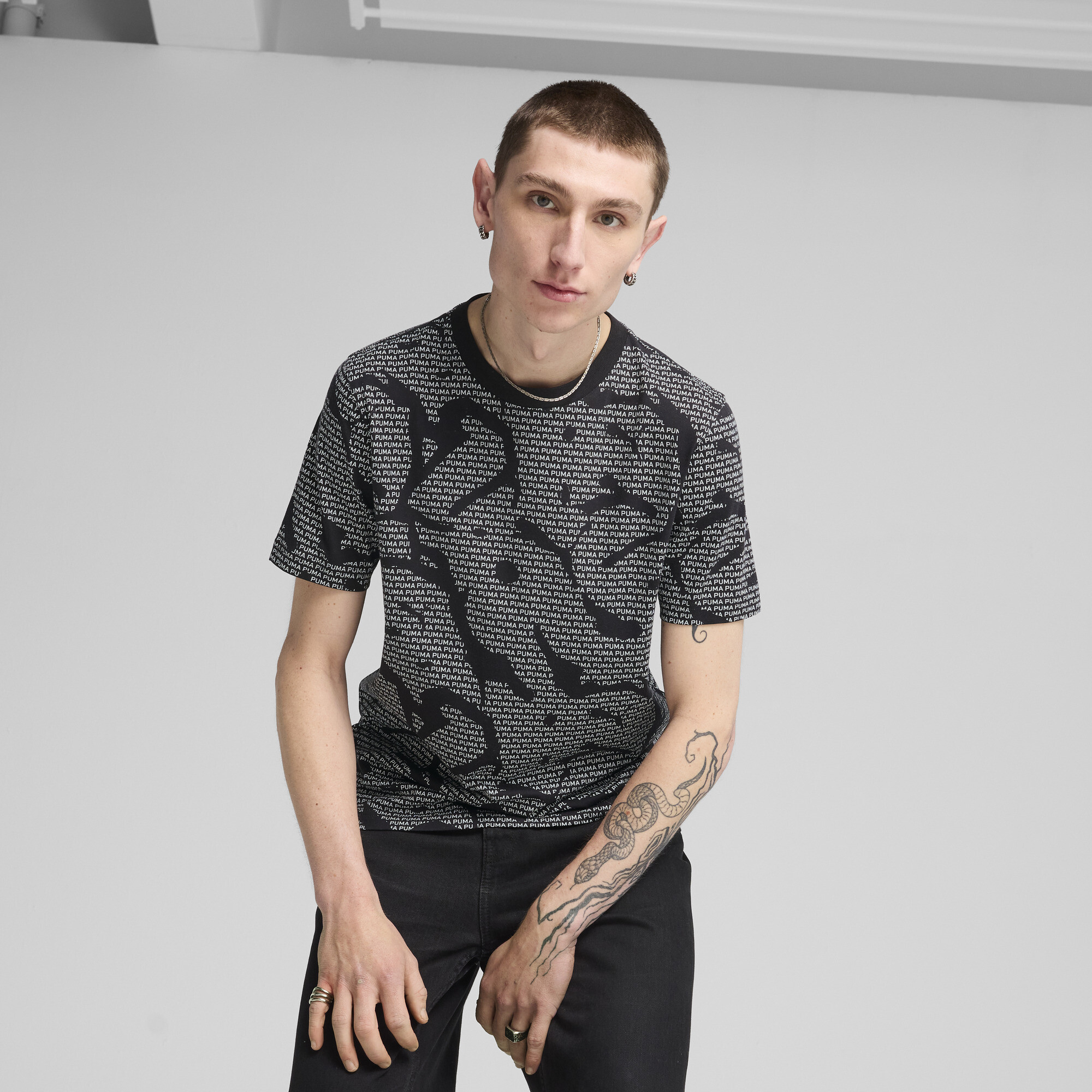 Puma მაისური ESS LOGO LAB AOP Tee