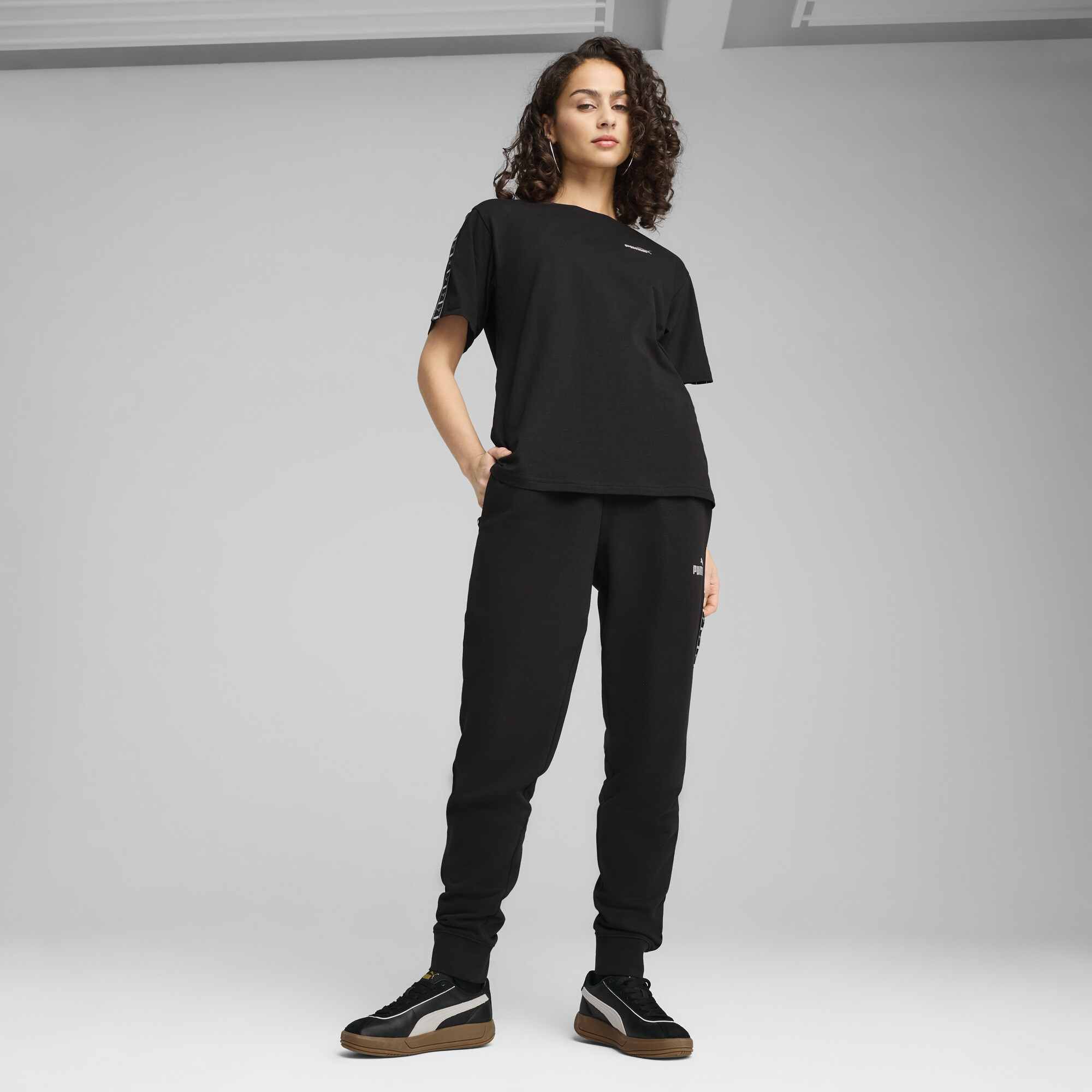 Puma ქალის მაისური ESS TAPE Tee