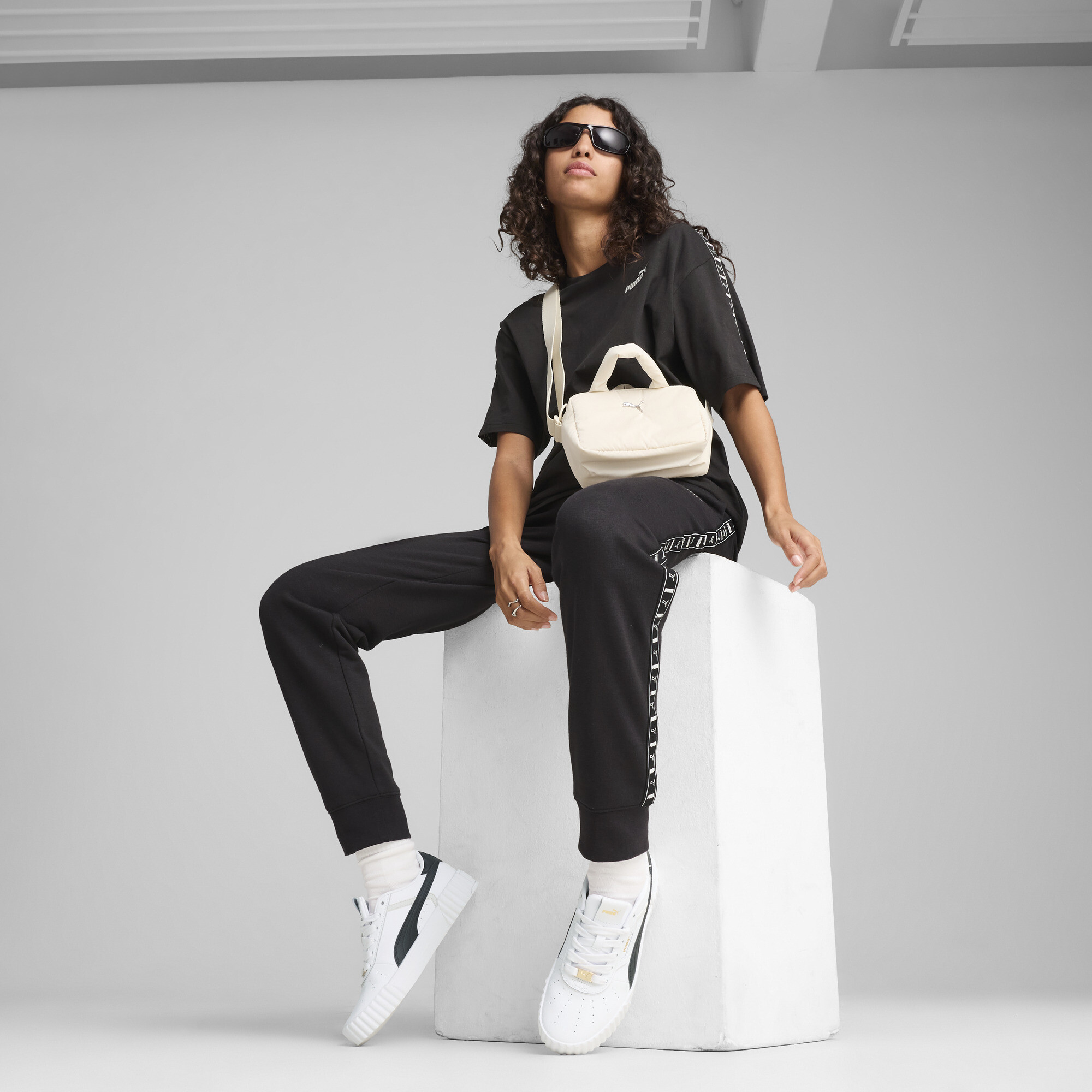 Puma ქალის შარვალი ESS TAPE Sweatpants TR cl