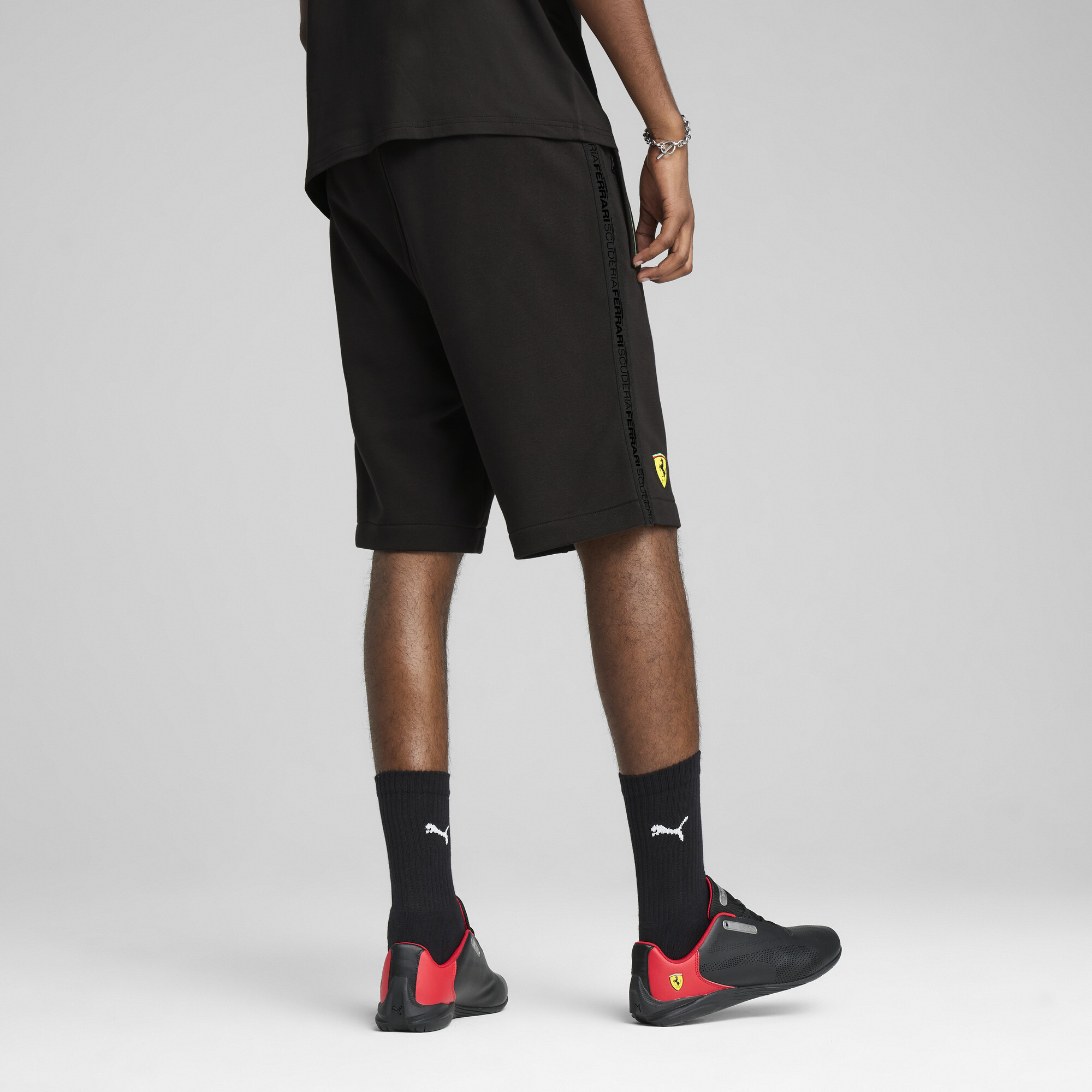 Puma შორტი